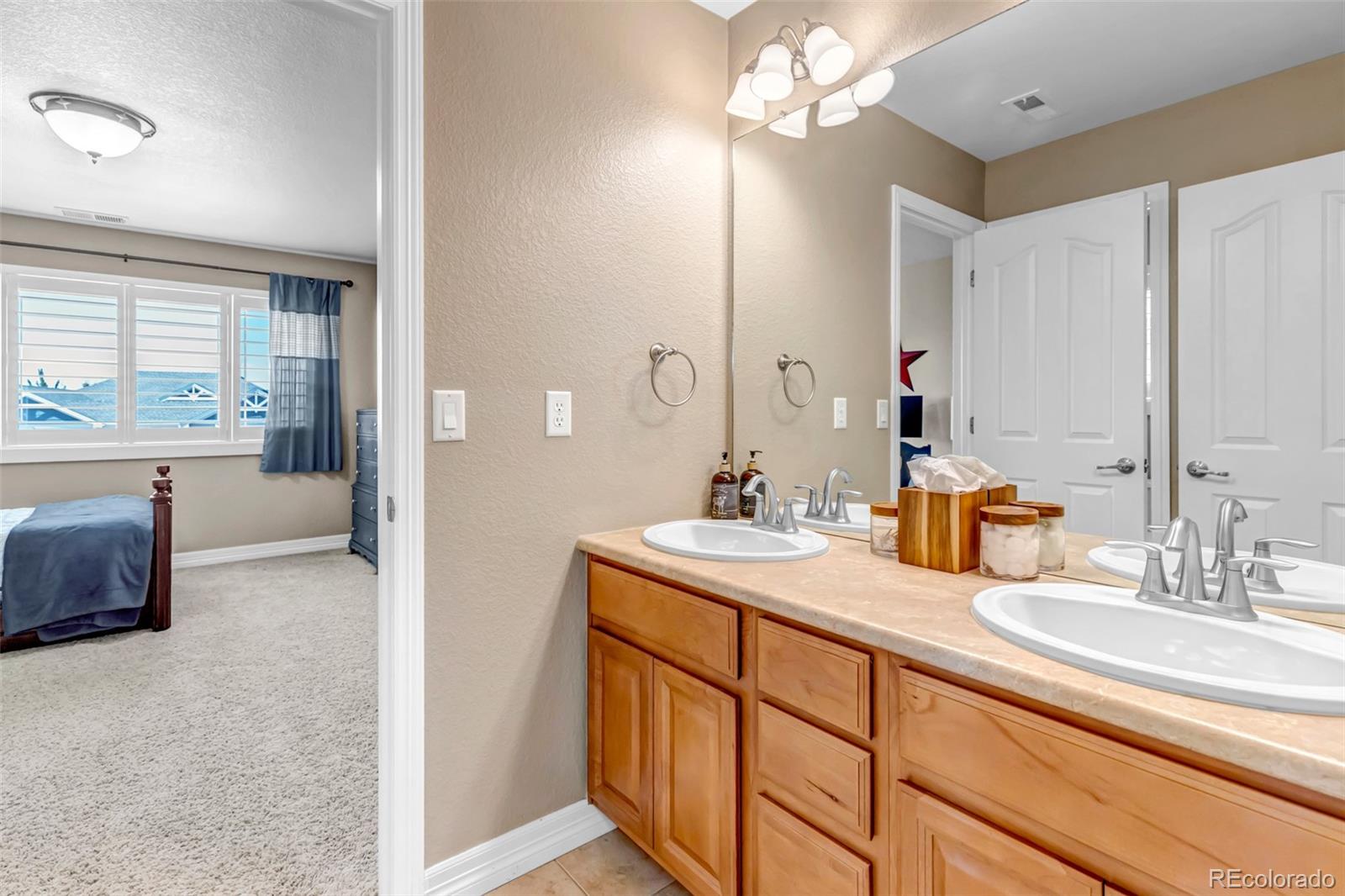MLS Image #26 for 6236 s robertsdale court,aurora, Colorado