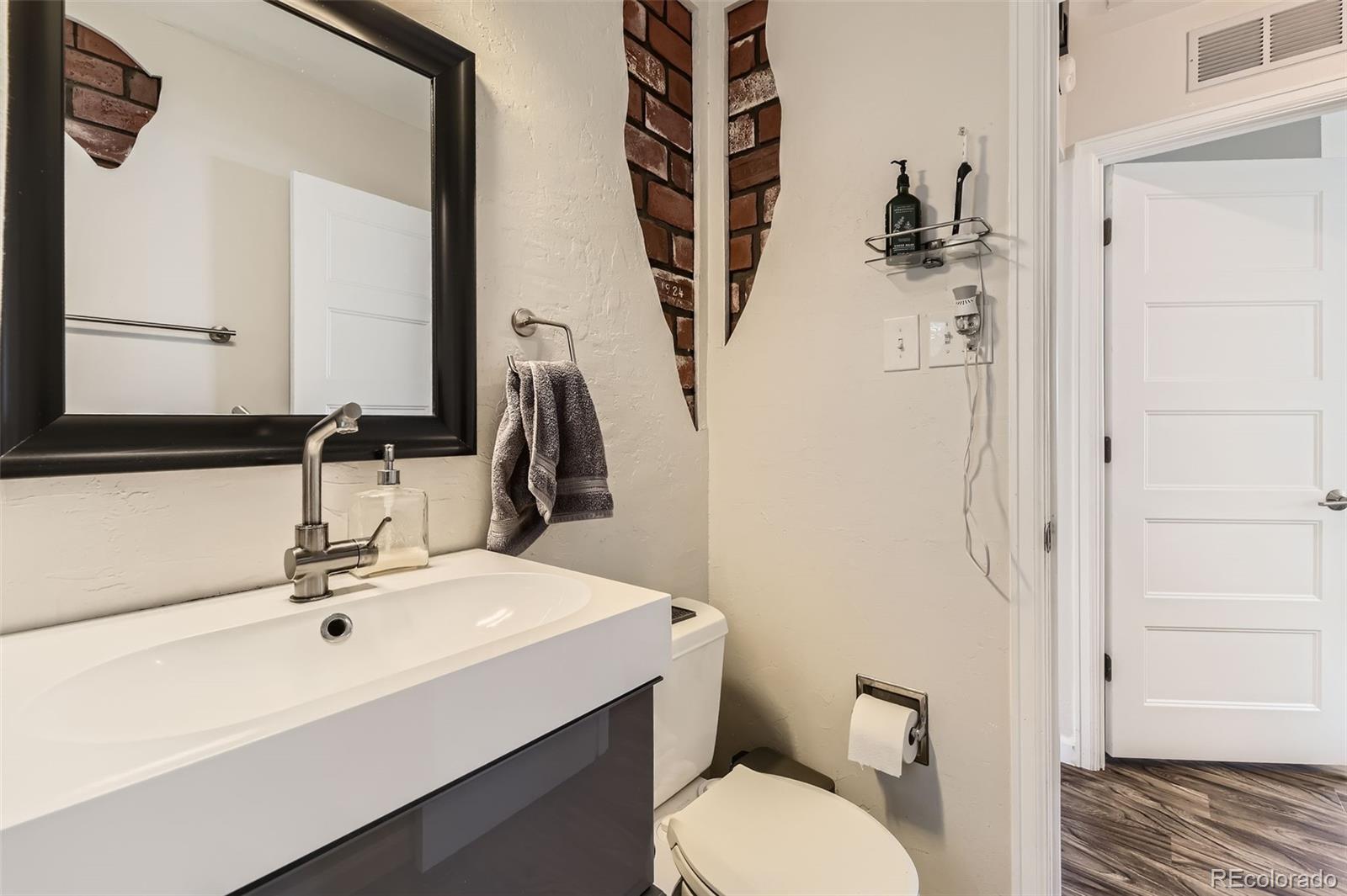 MLS Image #20 for 3041 s fairfax street,denver, Colorado