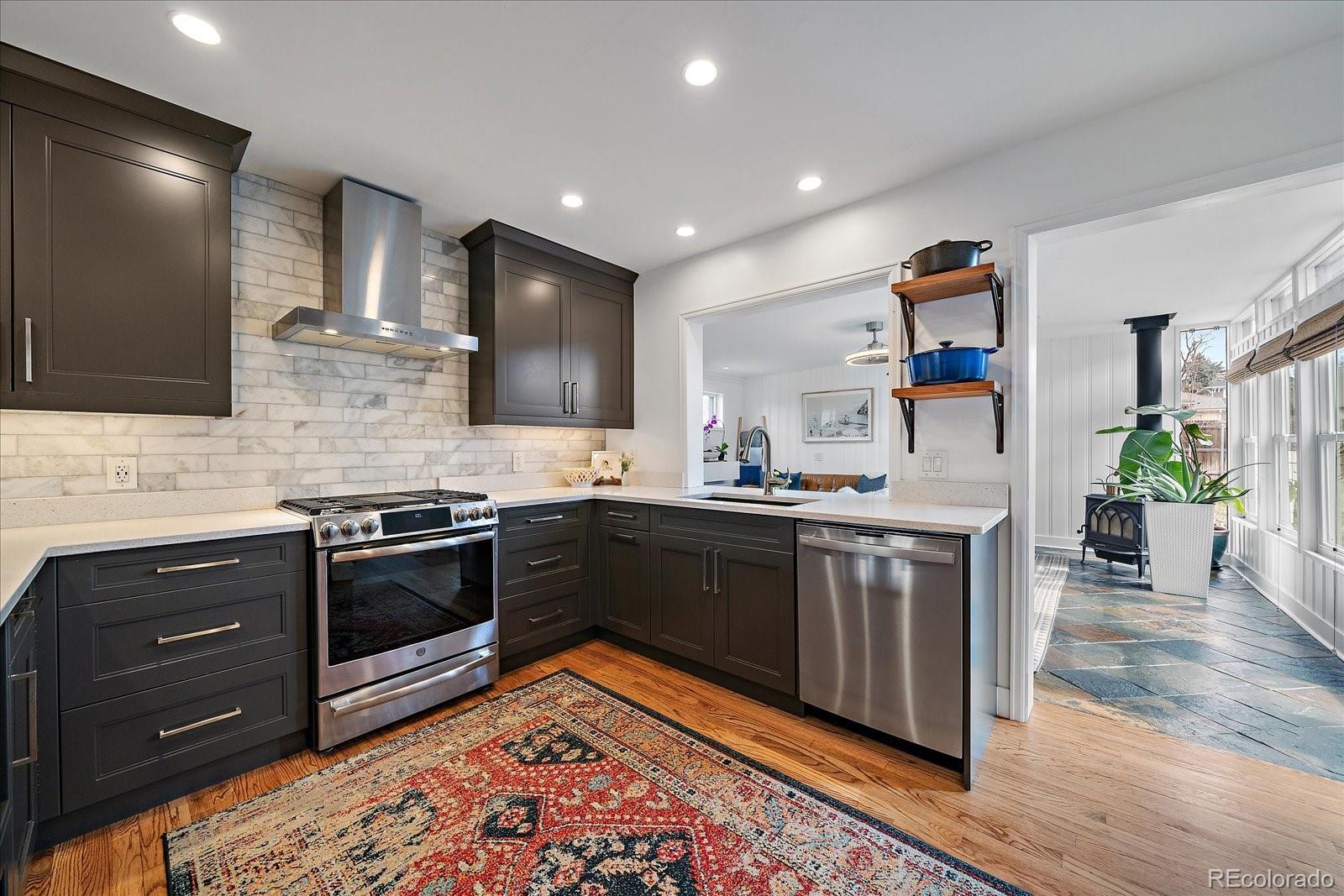 MLS Image #14 for 3200 s logan street,englewood, Colorado