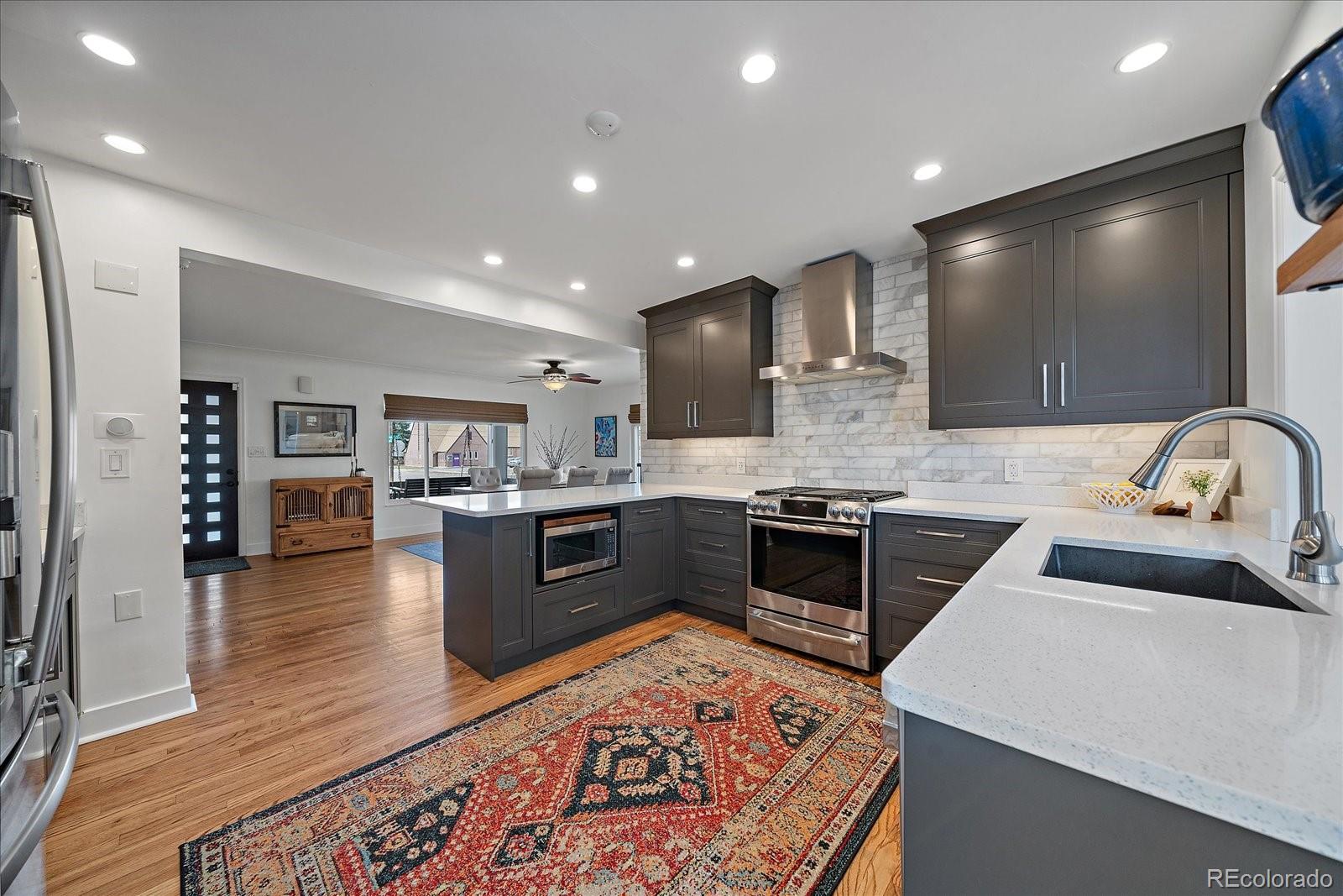 MLS Image #15 for 3200 s logan street,englewood, Colorado