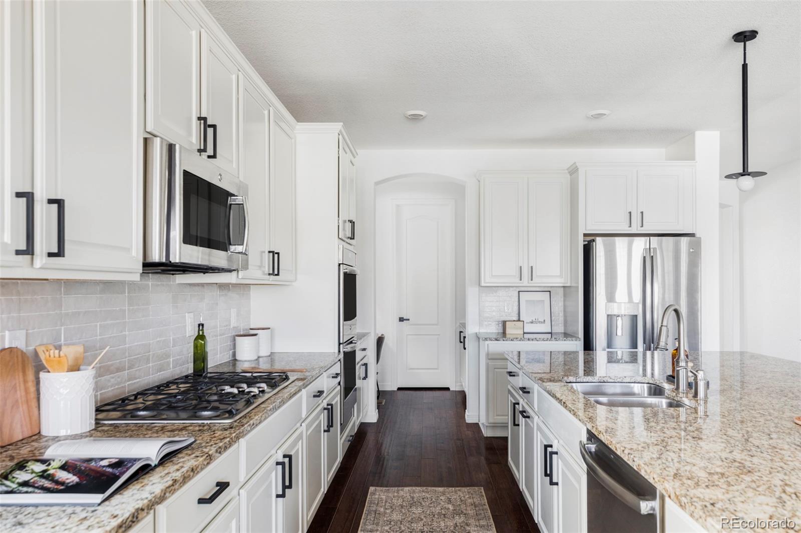 MLS Image #8 for 19503 w 58th place,golden, Colorado