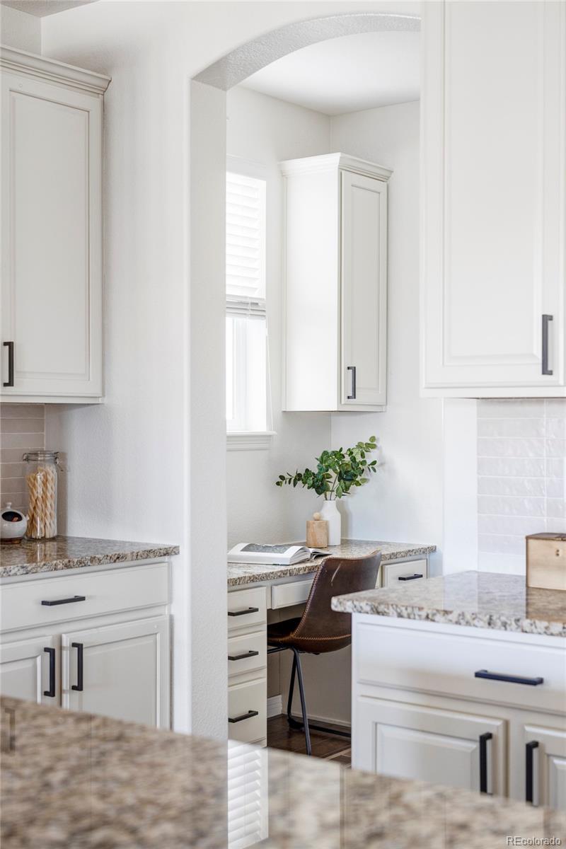 MLS Image #9 for 19503 w 58th place,golden, Colorado