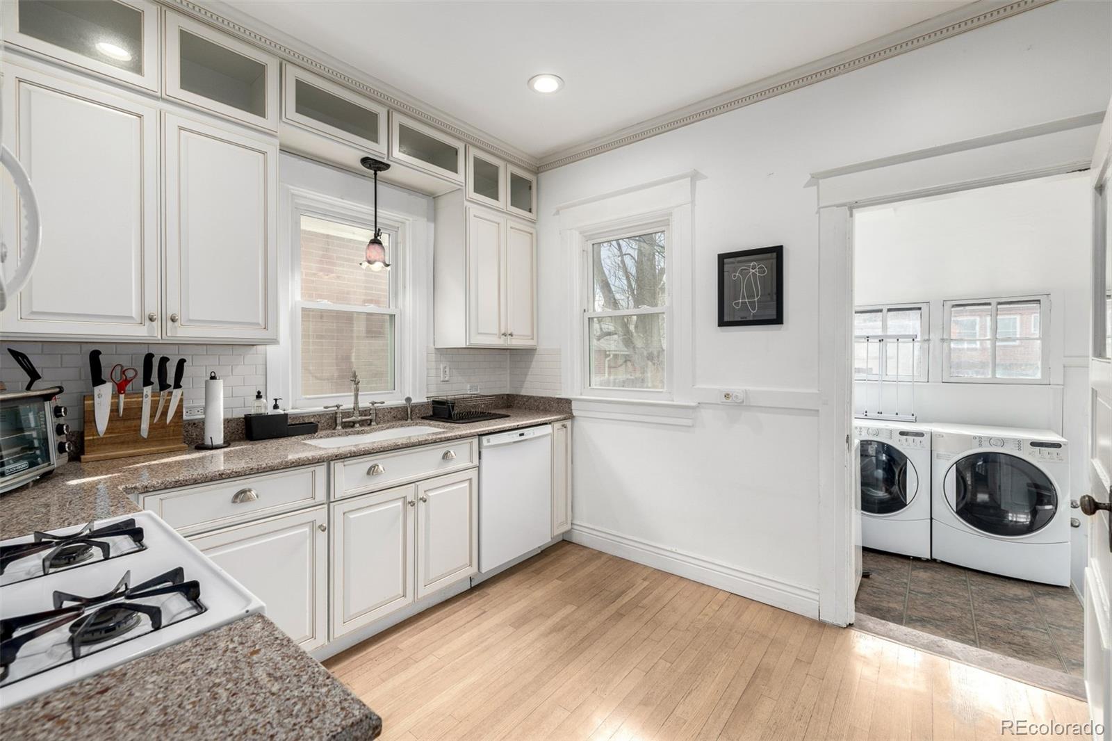 MLS Image #11 for 3445 n clay street,denver, Colorado