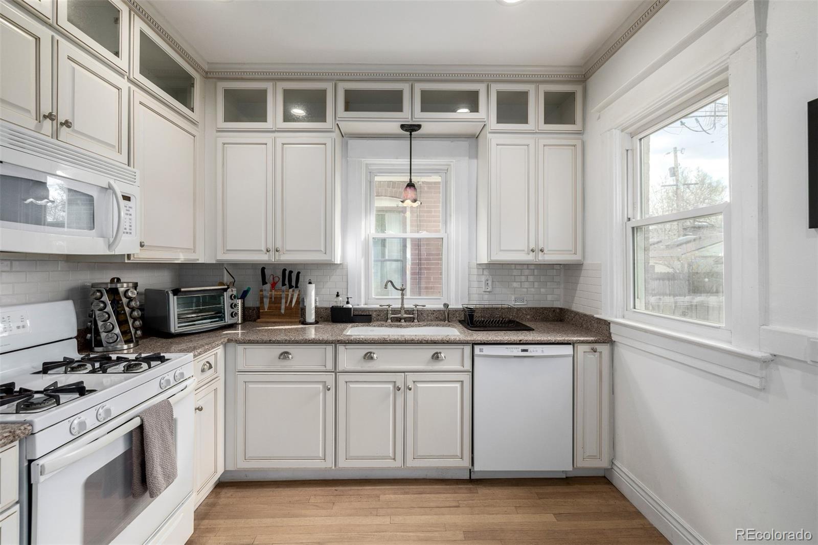 MLS Image #12 for 3445 n clay street,denver, Colorado