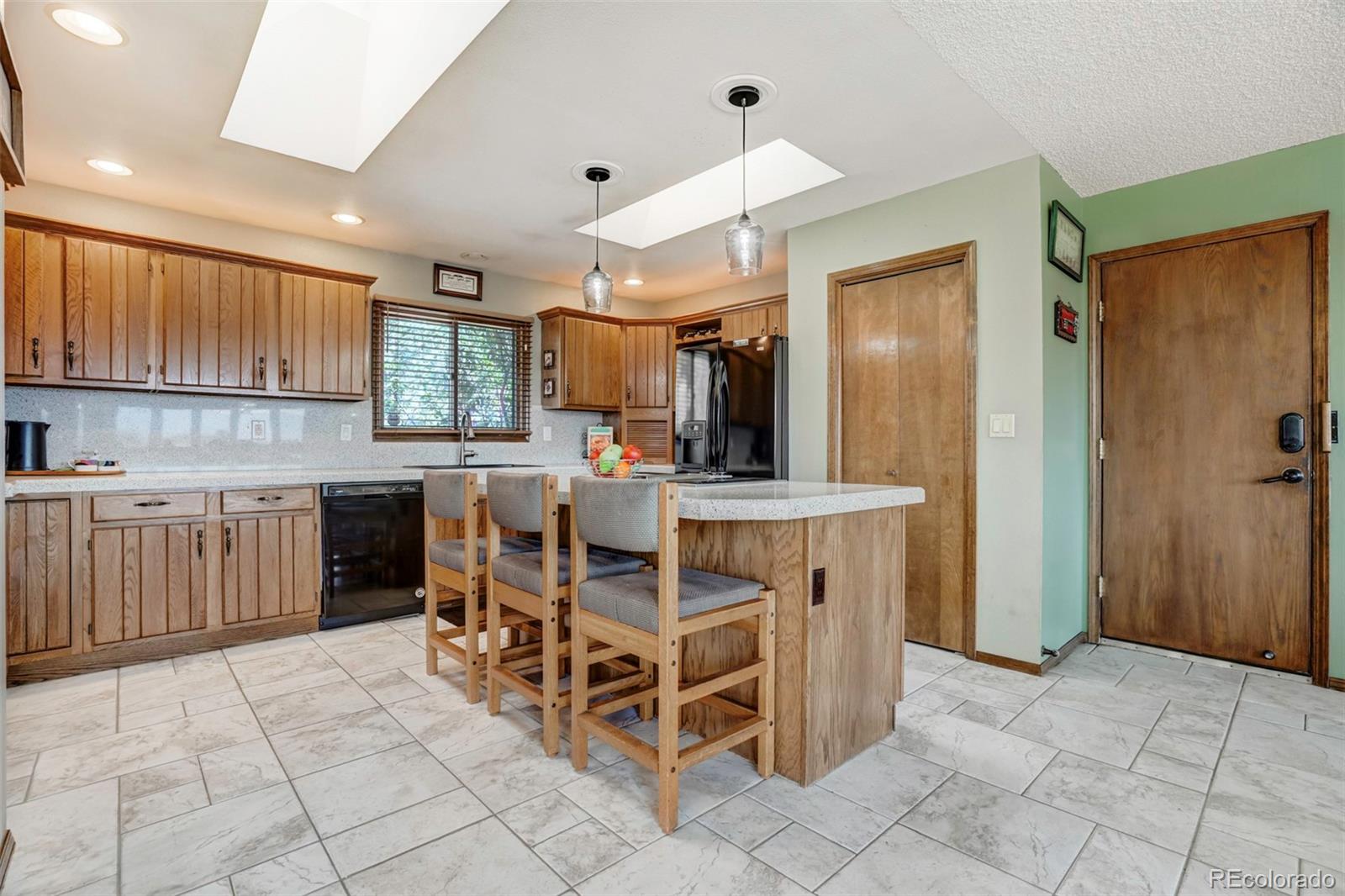 MLS Image #22 for 1575  oak hills drive,colorado springs, Colorado