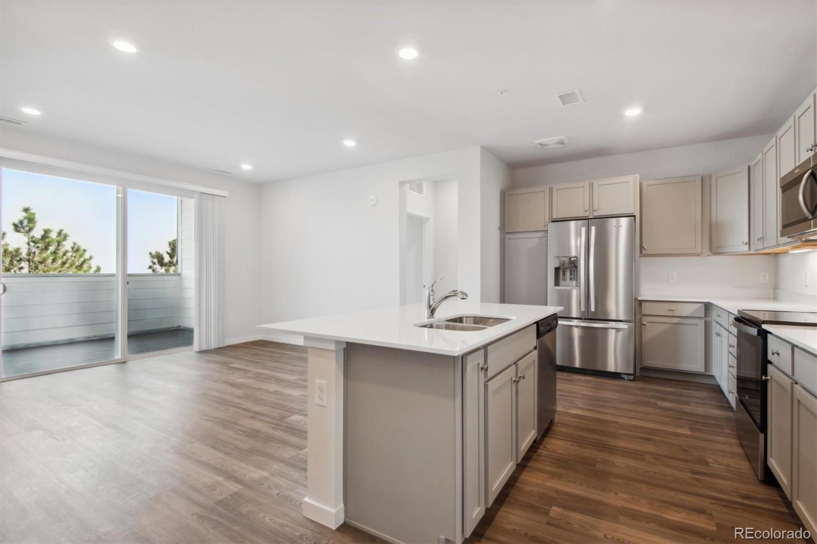 MLS Image #5 for 487  interlocken boulevard,broomfield, Colorado