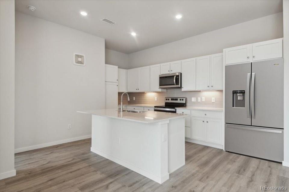 MLS Image #4 for 487  interlocken boulevard,broomfield, Colorado