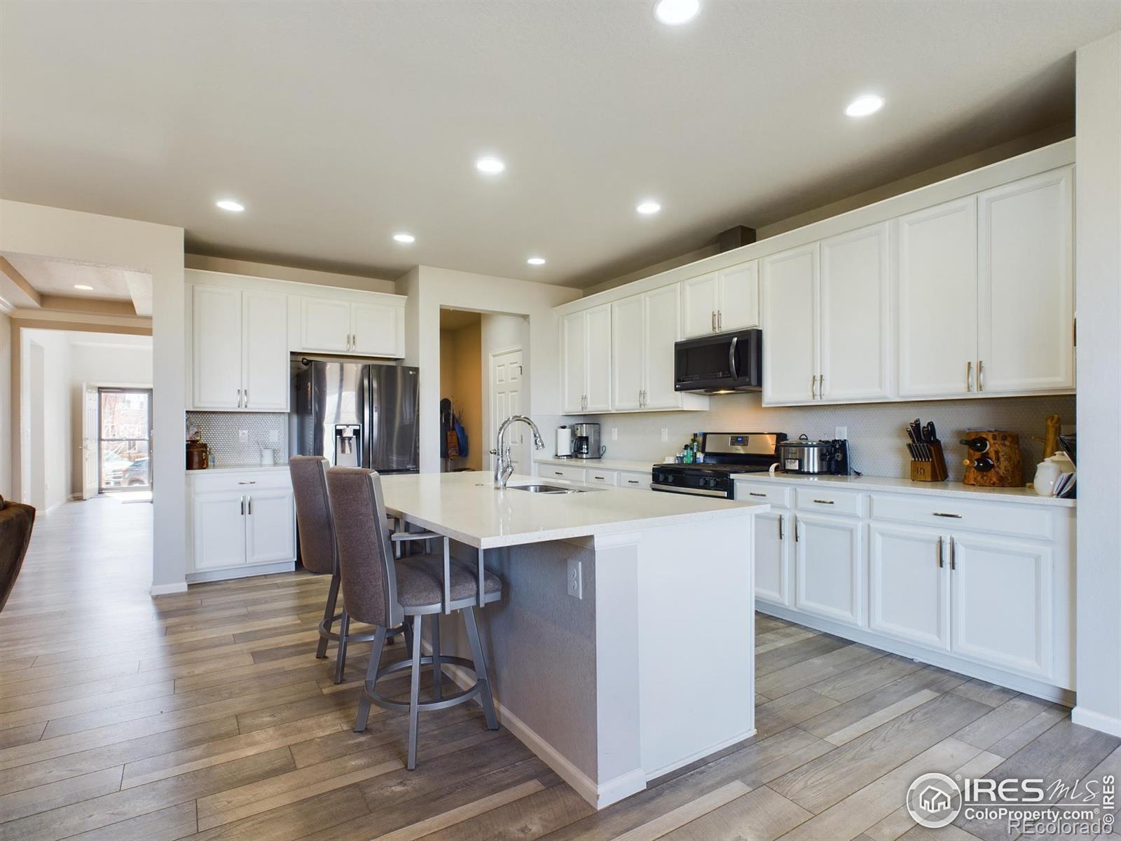 MLS Image #6 for 5366  bowen lake court,timnath, Colorado