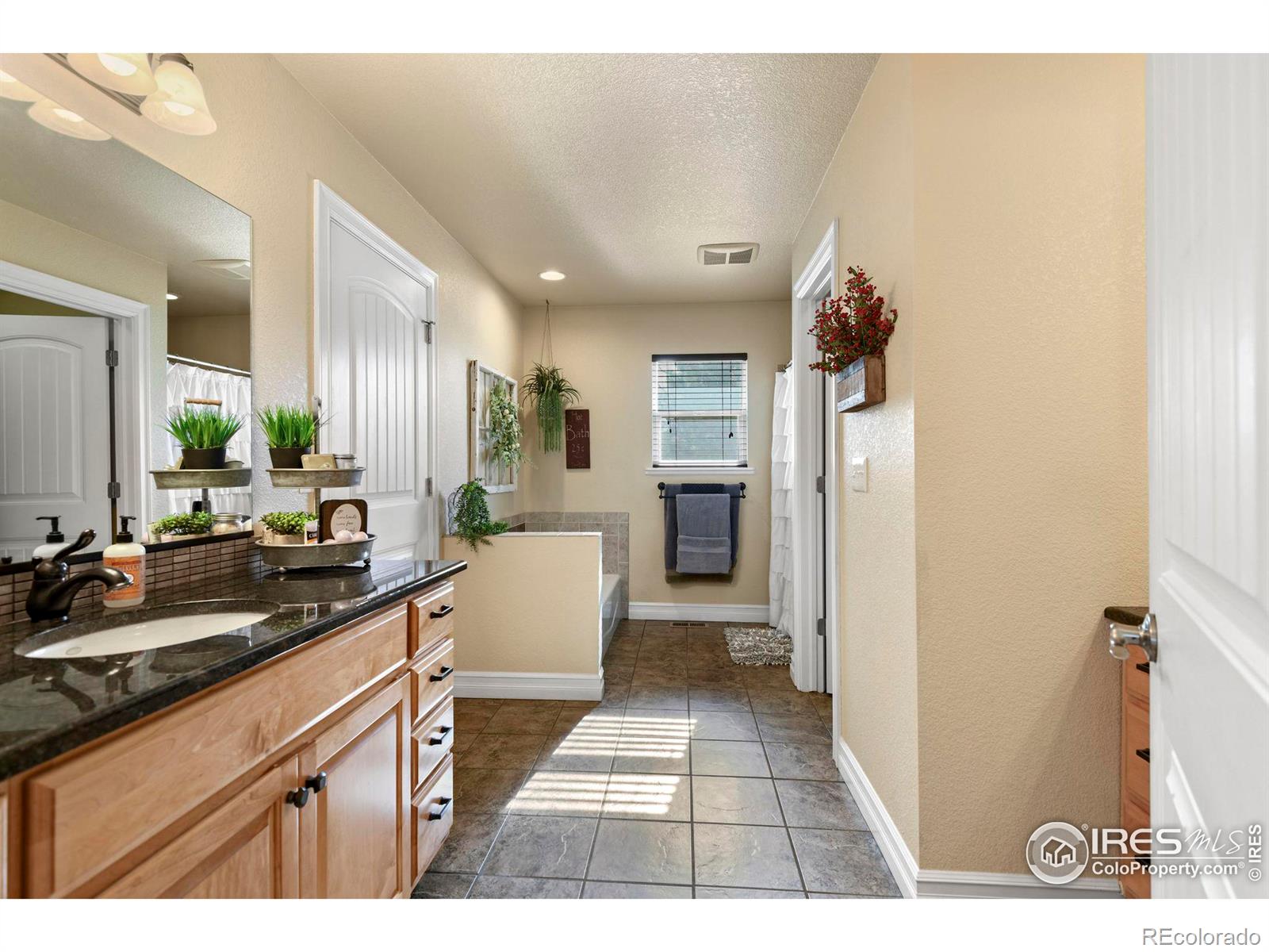 MLS Image #23 for 33409  faith lane,eaton, Colorado