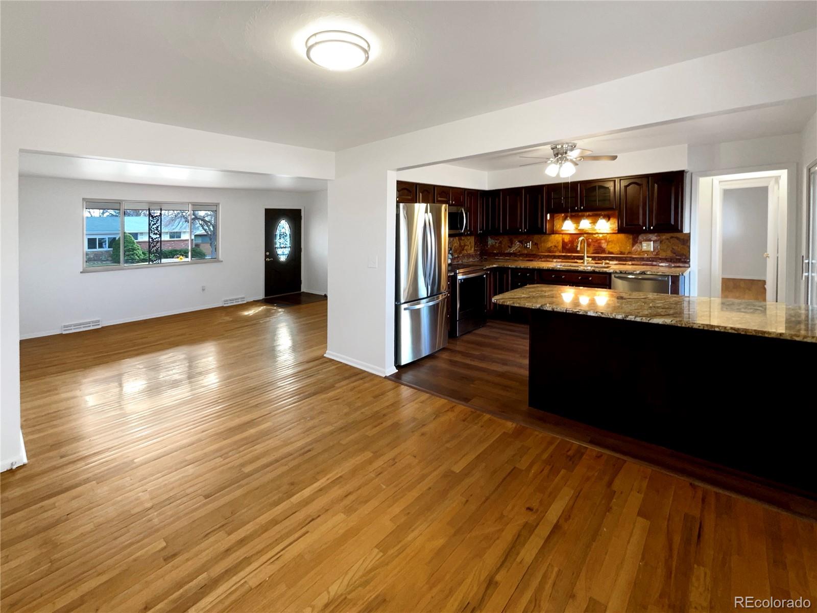 MLS Image #11 for 13477 e center avenue,aurora, Colorado