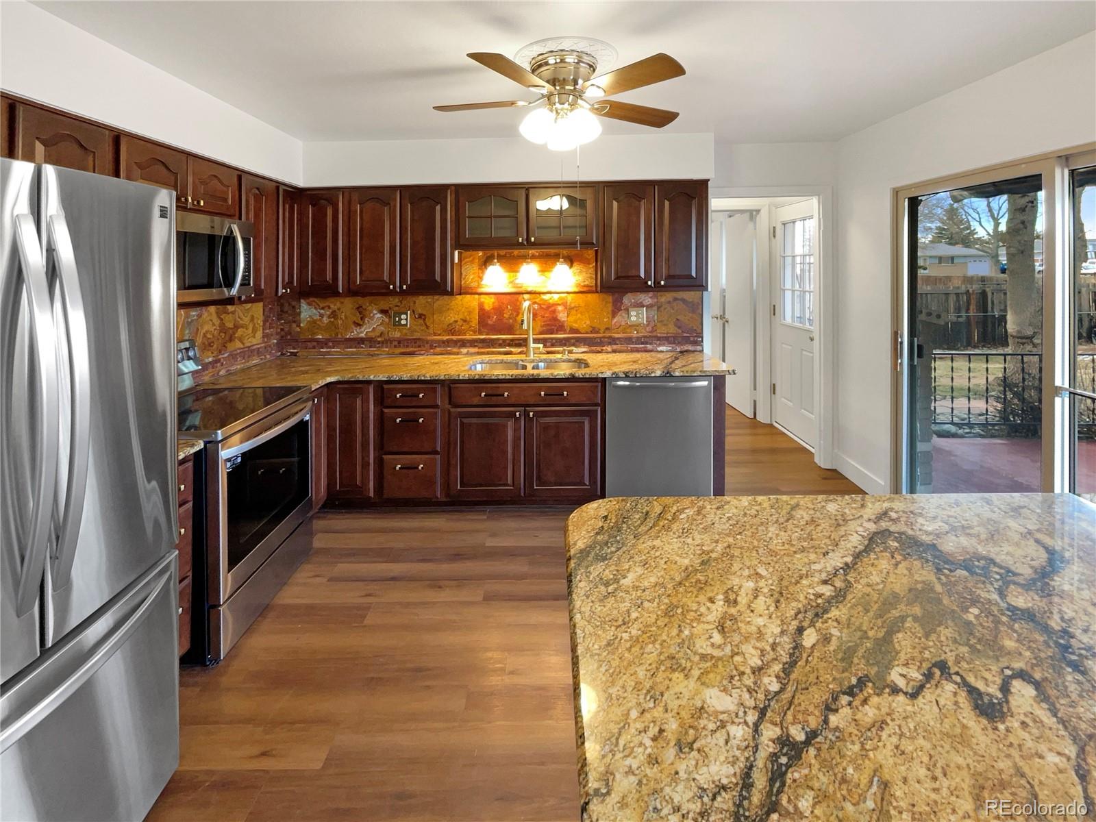 MLS Image #5 for 13477 e center avenue,aurora, Colorado