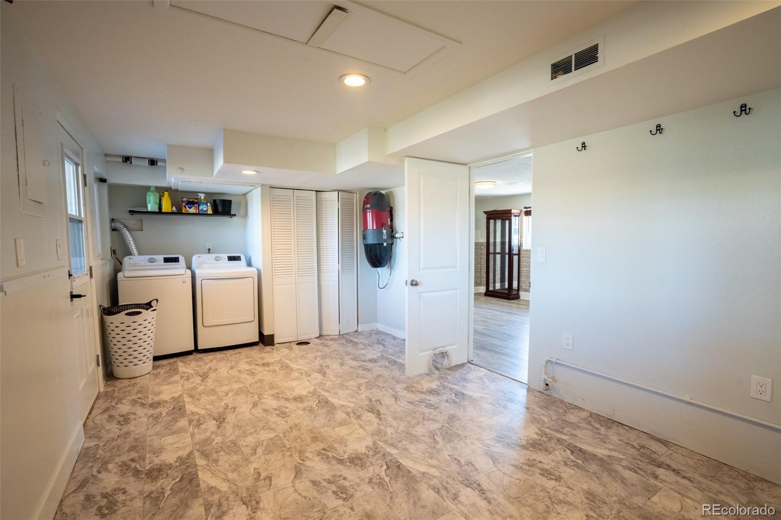 MLS Image #21 for 405  de la vista circle,colorado springs, Colorado