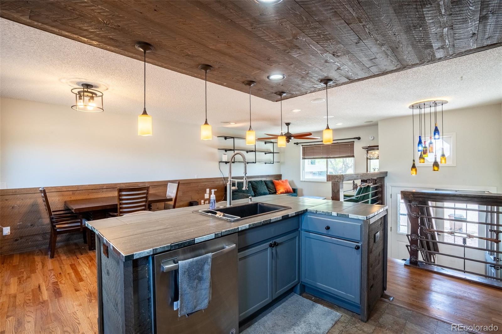 MLS Image #6 for 405  de la vista circle,colorado springs, Colorado