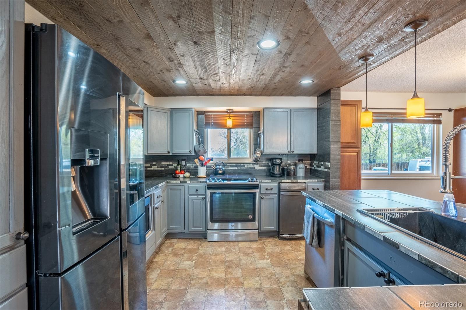 MLS Image #7 for 405  de la vista circle,colorado springs, Colorado