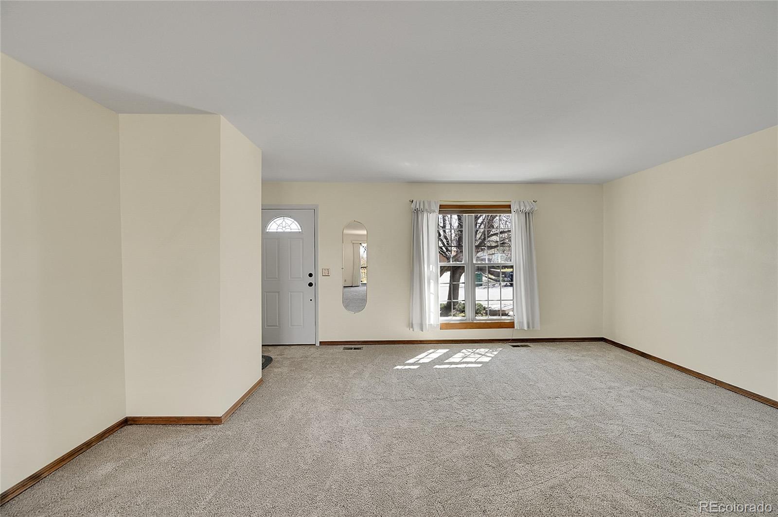 MLS Image #5 for 1244 s argonne circle,aurora, Colorado