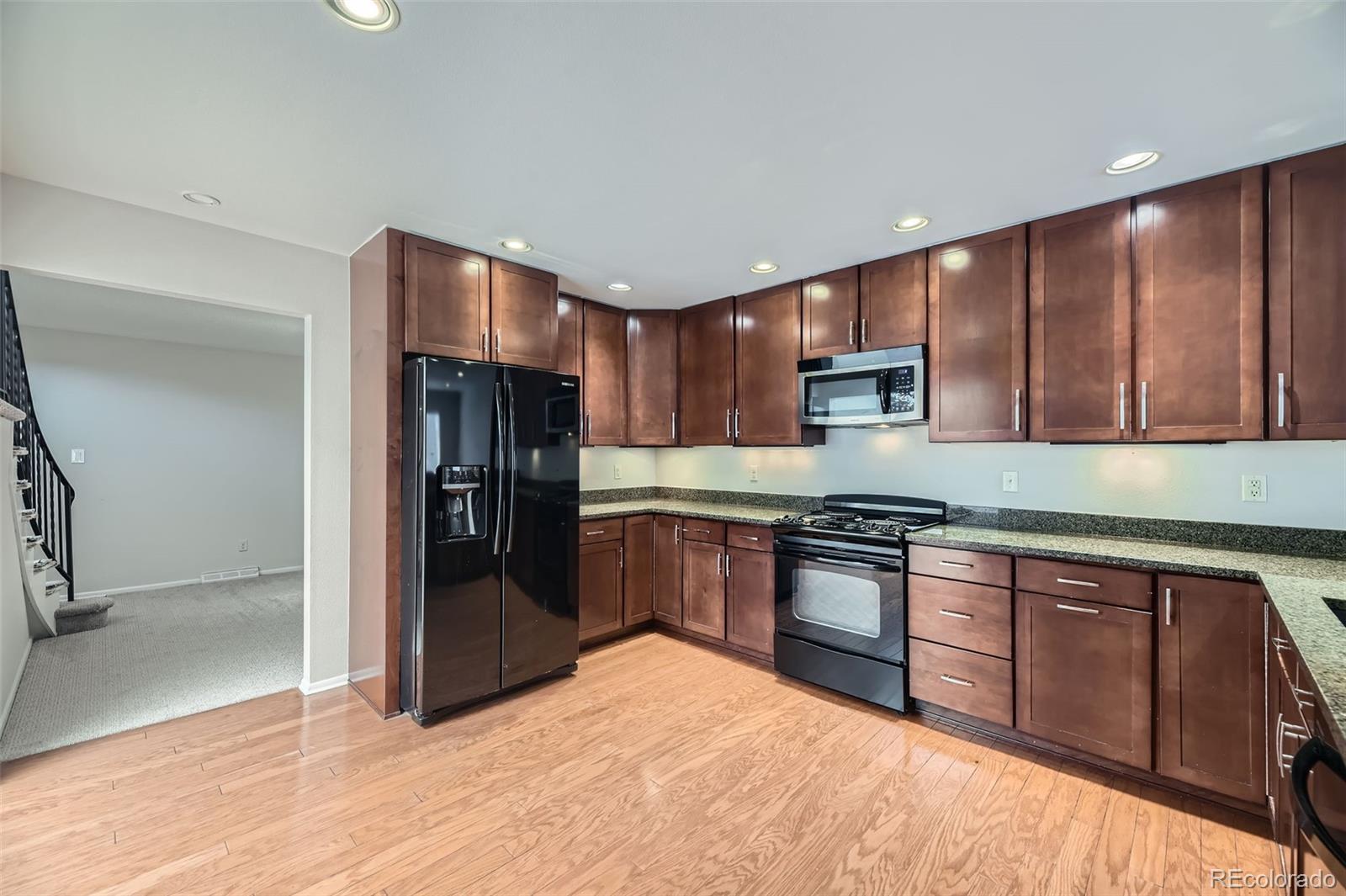 MLS Image #14 for 3310 s oneida way,denver, Colorado
