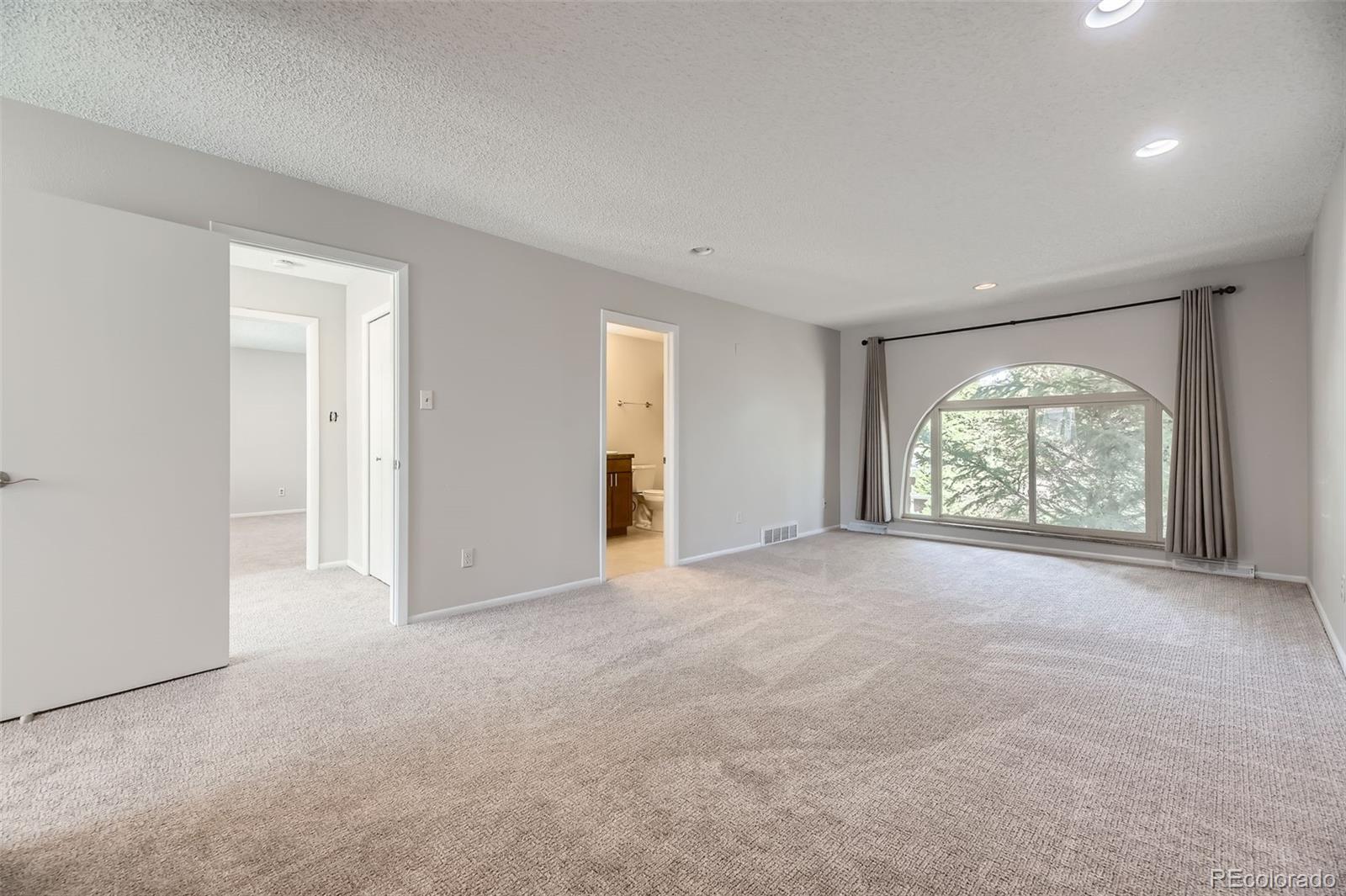 MLS Image #20 for 3310 s oneida way,denver, Colorado