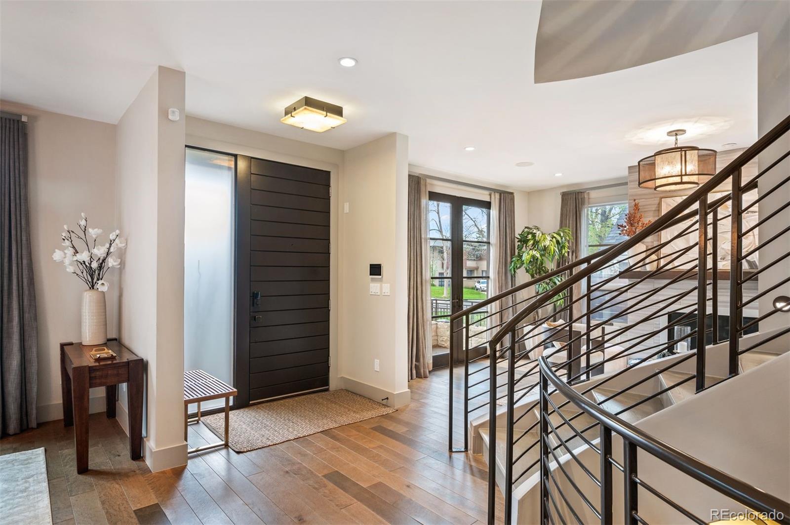 MLS Image #3 for 424  grape street,denver, Colorado