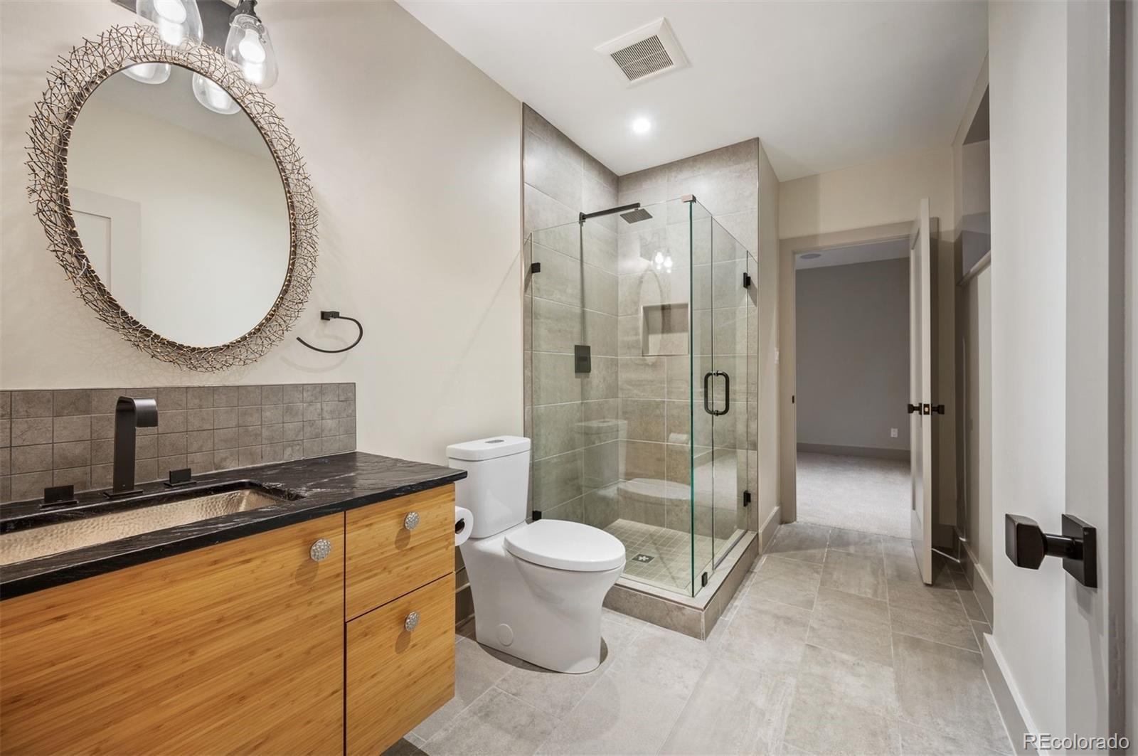 MLS Image #36 for 424  grape street,denver, Colorado