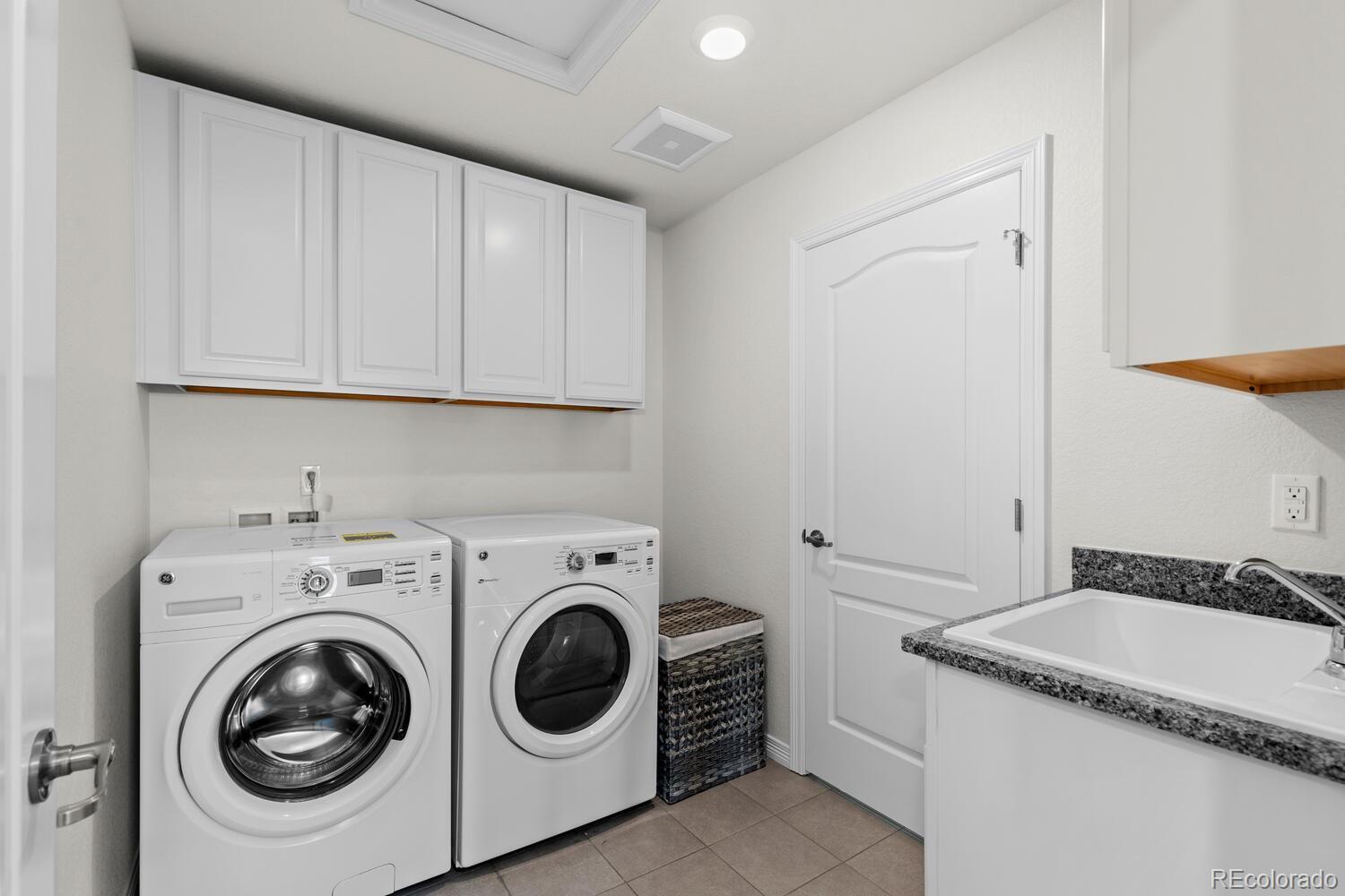 MLS Image #23 for 27596 e jamison circle,aurora, Colorado