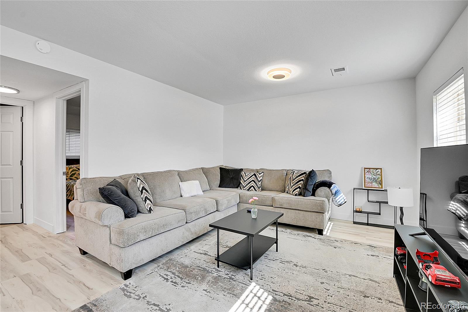 MLS Image #12 for 5183  durham court,denver, Colorado