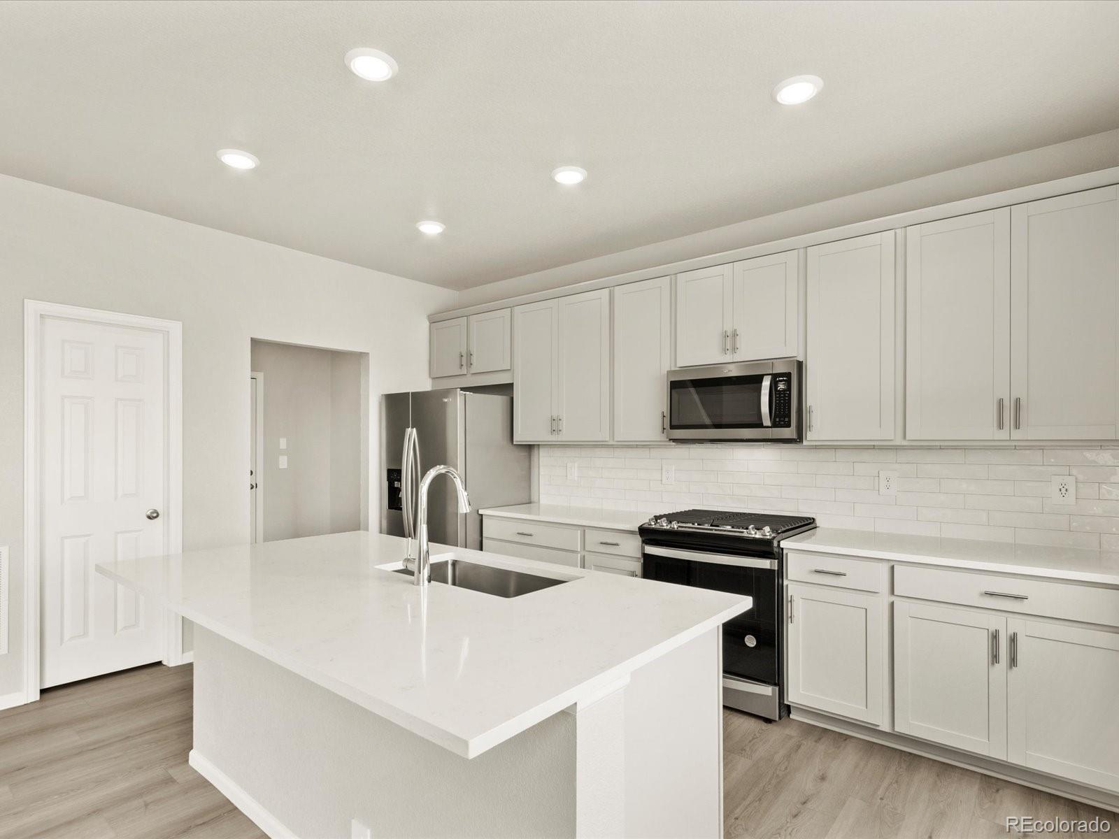 MLS Image #12 for 1653  rumley creek drive,windsor, Colorado