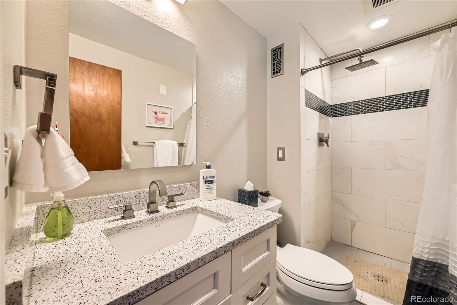 MLS Image #20 for 3235 s granby way,aurora, Colorado