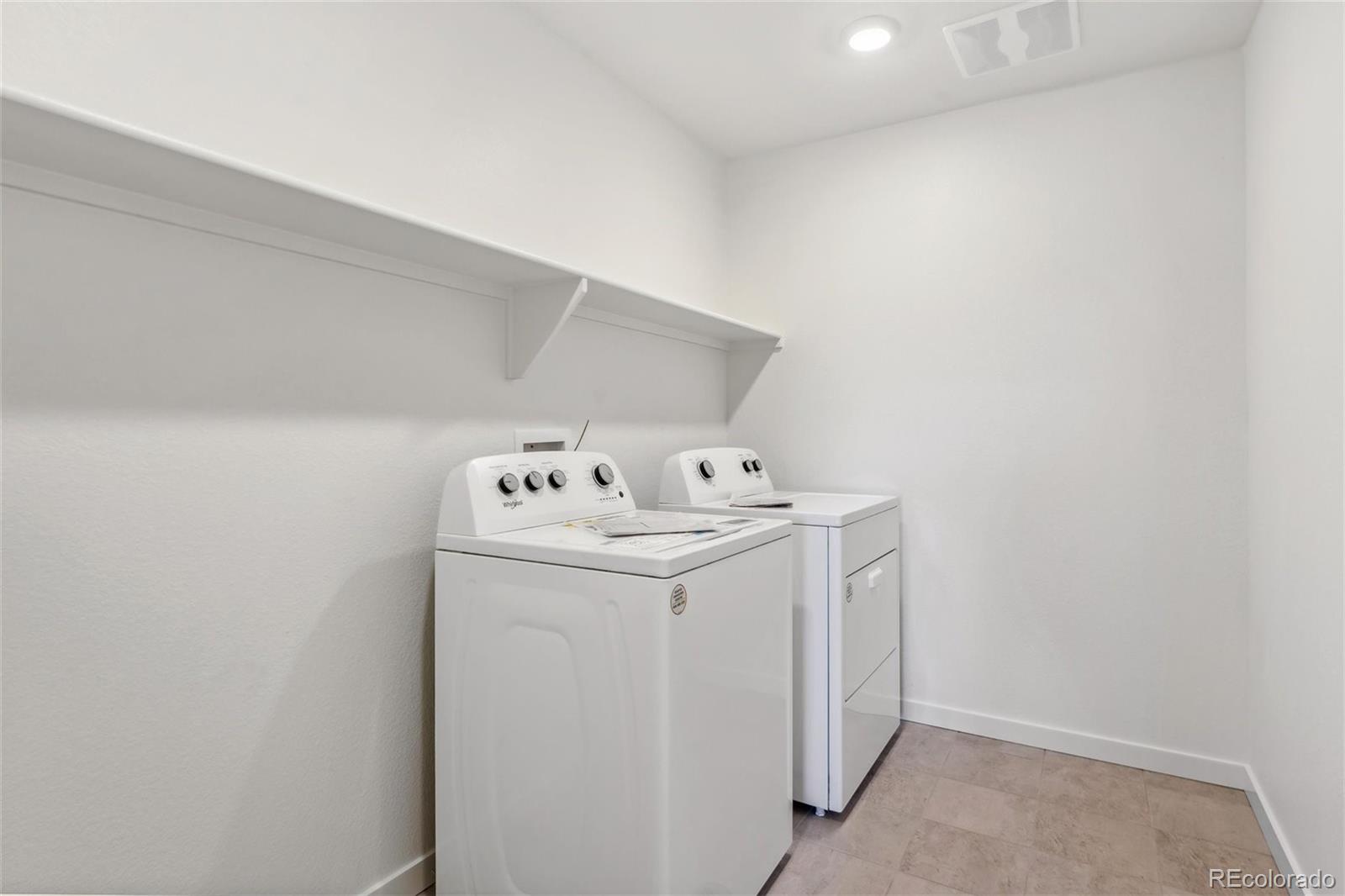 MLS Image #19 for 27554 e byers avenue,aurora, Colorado