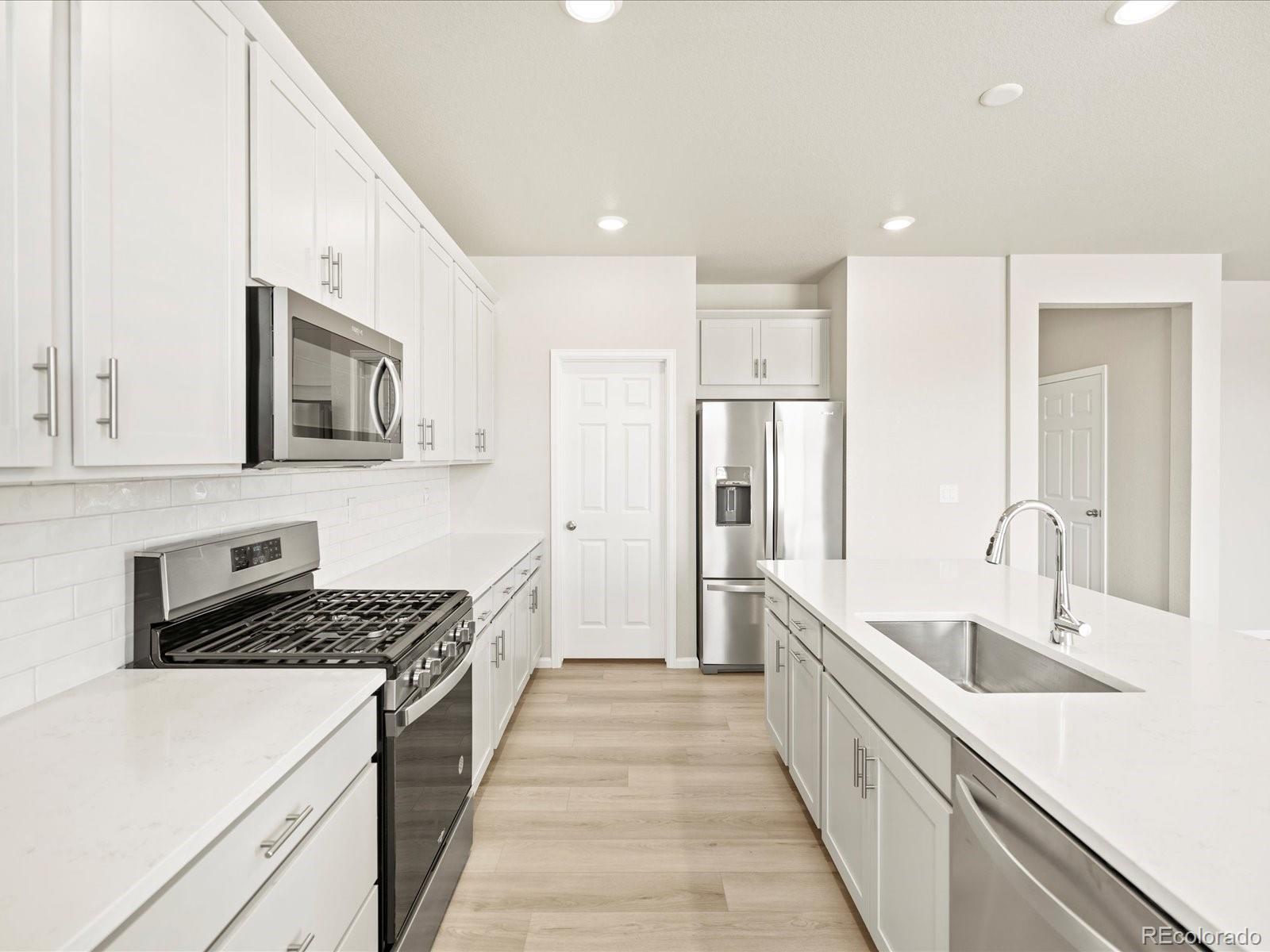 MLS Image #12 for 1621  colorado river drive,windsor, Colorado