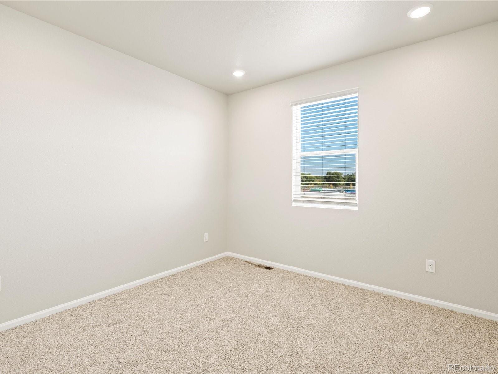 MLS Image #4 for 1621  colorado river drive,windsor, Colorado