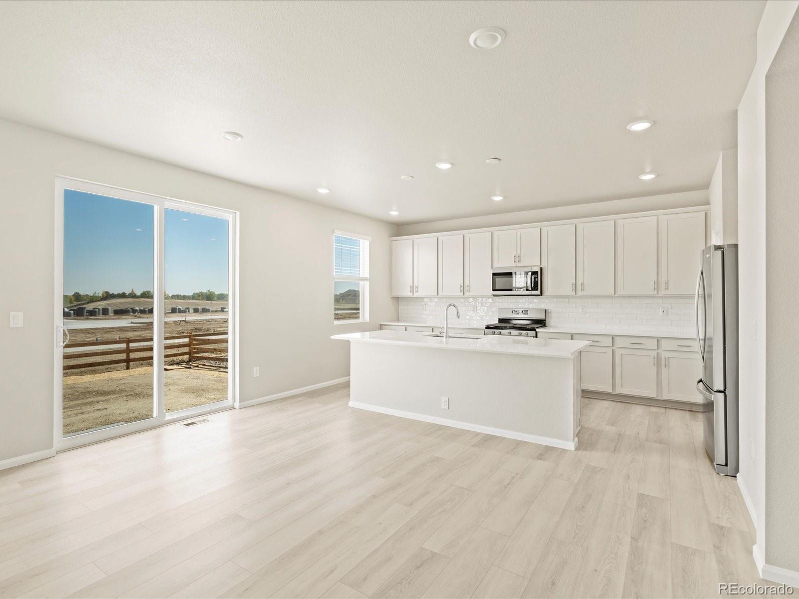 MLS Image #9 for 1621  colorado river drive,windsor, Colorado
