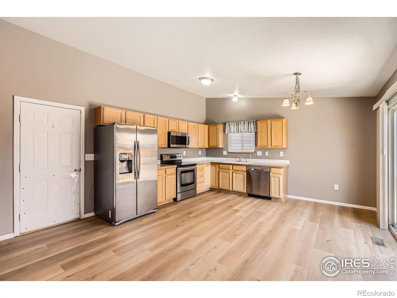 MLS Image #11 for 1556 s frances avenue,milliken, Colorado