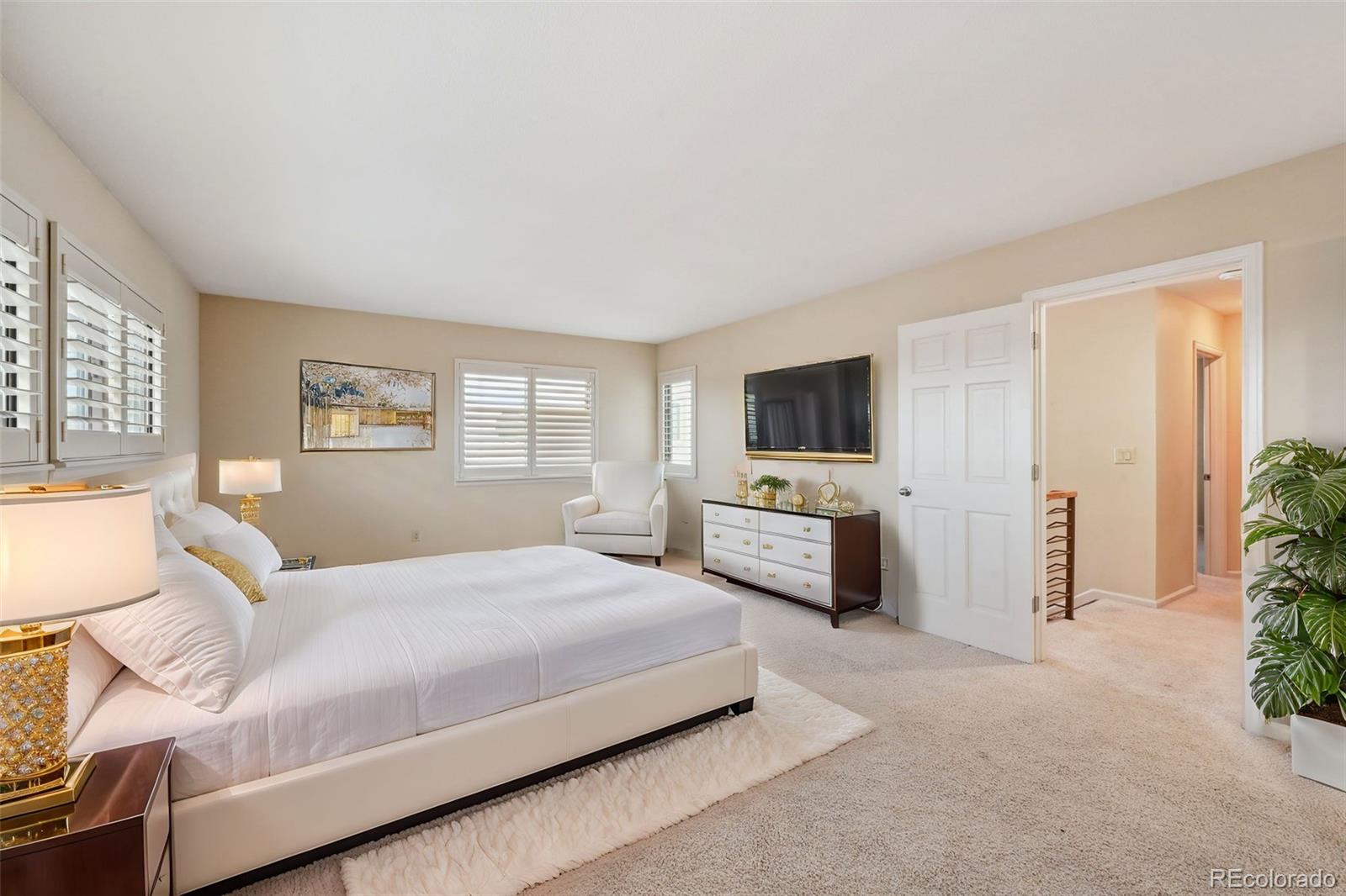 MLS Image #10 for 2609 s quebec street 20,denver, Colorado