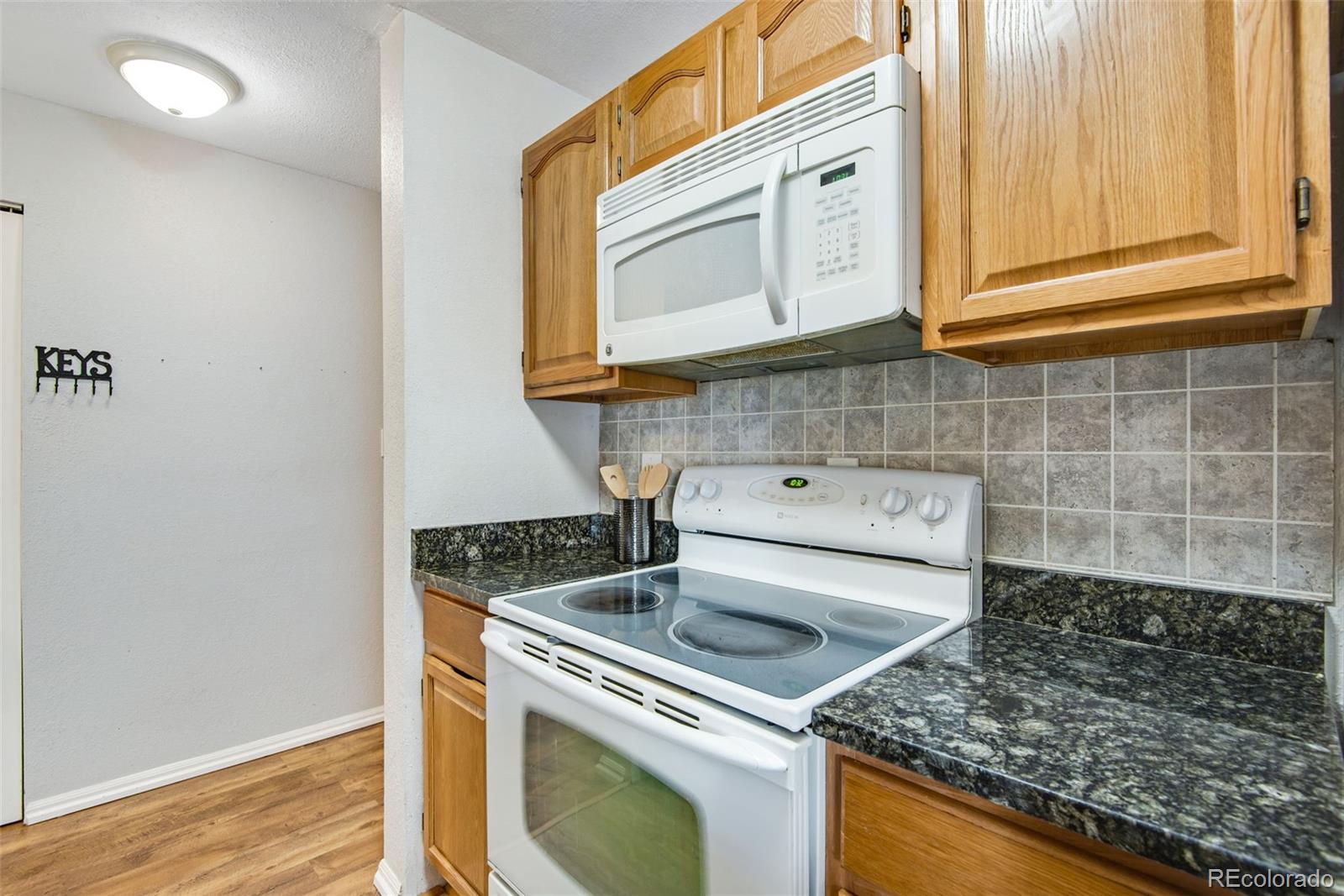 MLS Image #12 for 10211  ura lane,thornton, Colorado
