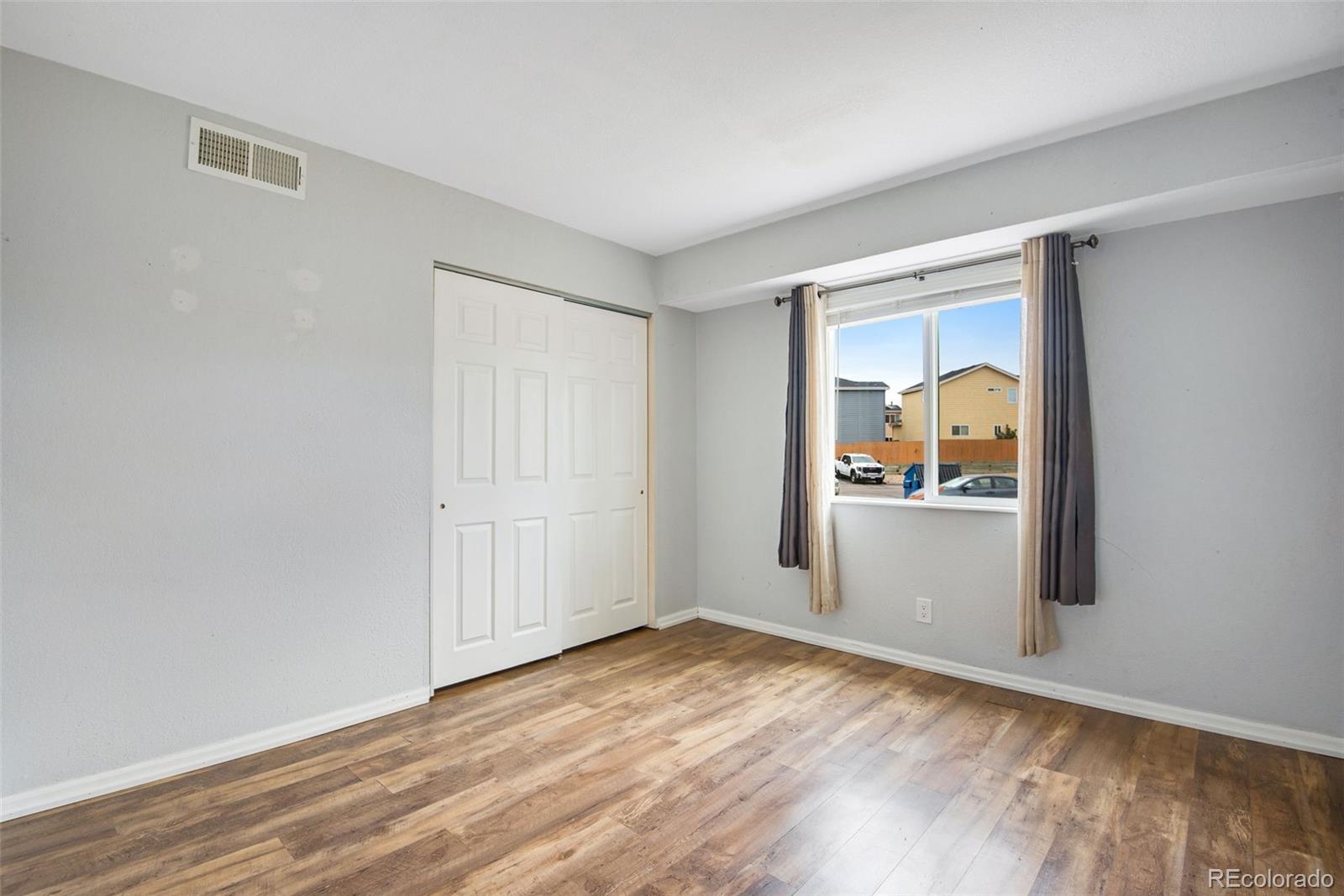 MLS Image #15 for 10211  ura lane,thornton, Colorado