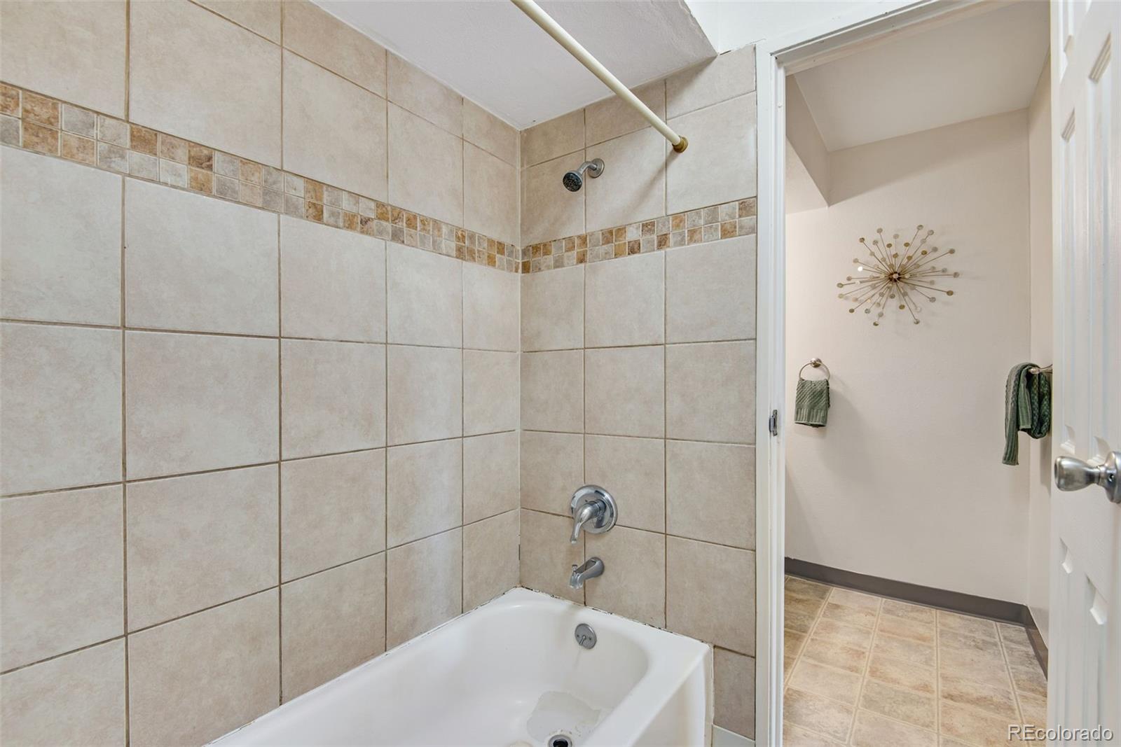 MLS Image #23 for 10211  ura lane,thornton, Colorado