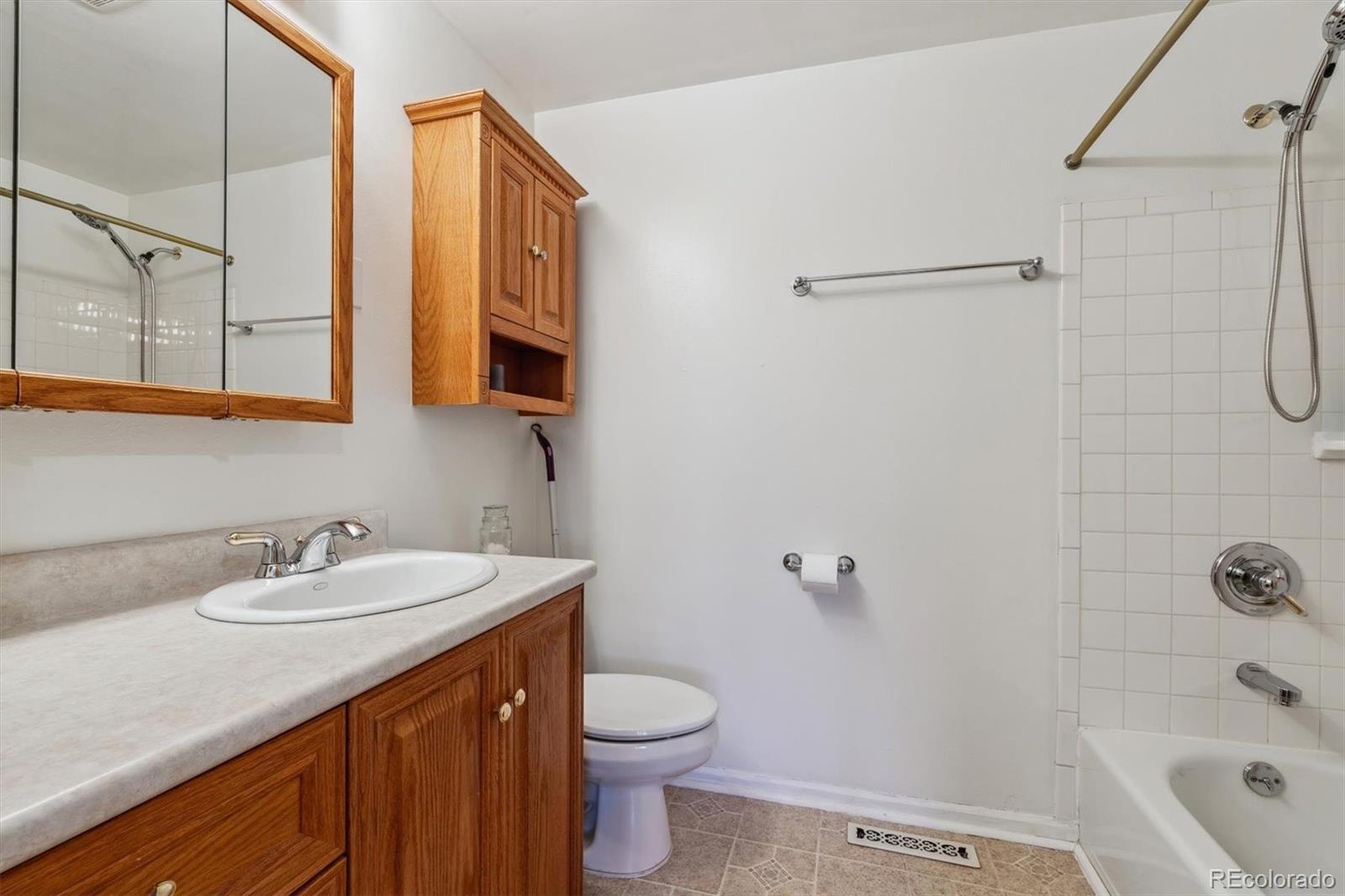 MLS Image #11 for 1231  missouri avenue,longmont, Colorado
