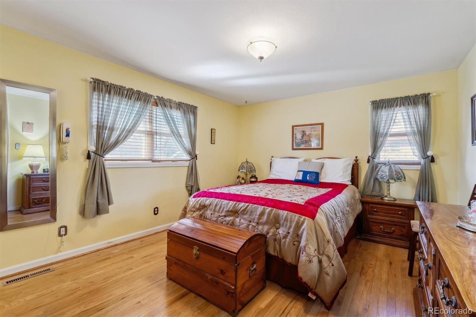 MLS Image #4 for 1231  missouri avenue,longmont, Colorado