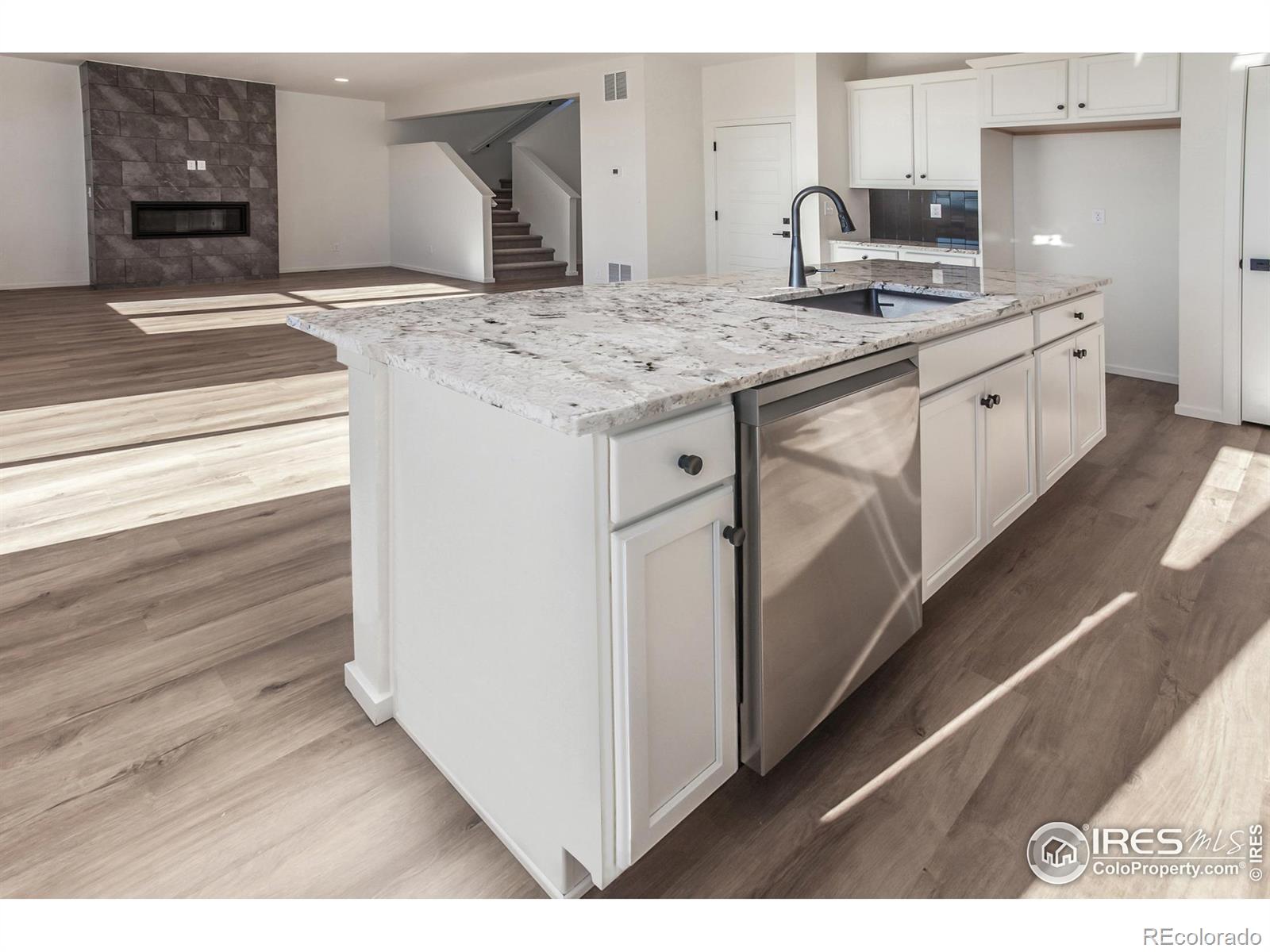 MLS Image #10 for 6049  saddle horn drive,timnath, Colorado