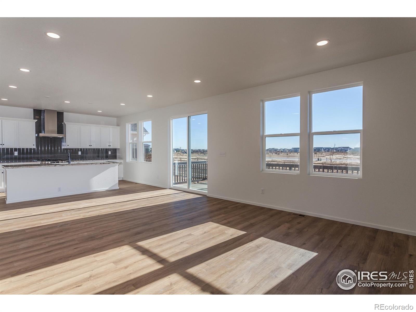 MLS Image #4 for 6049  saddle horn drive,timnath, Colorado