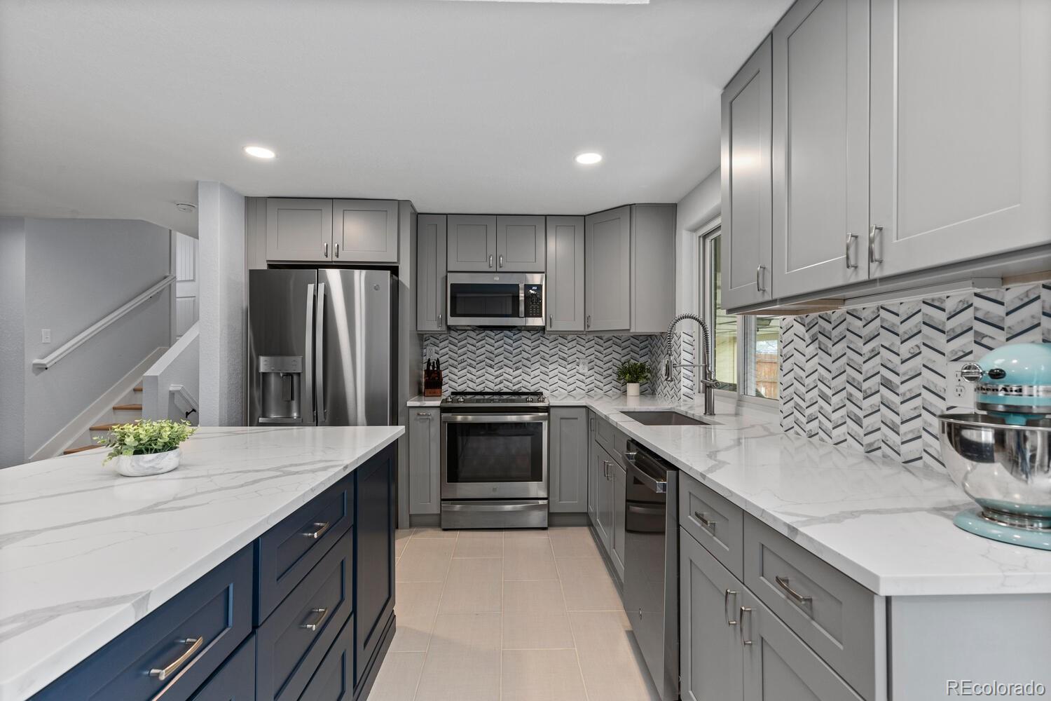 MLS Image #13 for 2894 s jay street,denver, Colorado