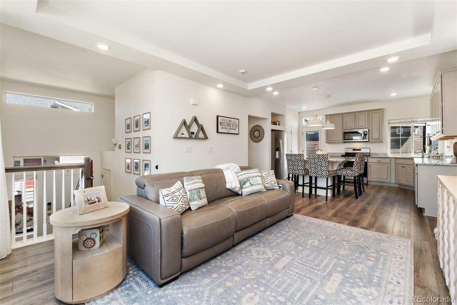 MLS Image #5 for 10136  yampa court,commerce city, Colorado