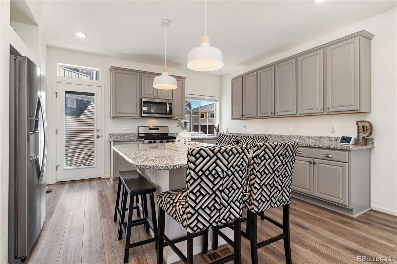 MLS Image #6 for 10136  yampa court,commerce city, Colorado