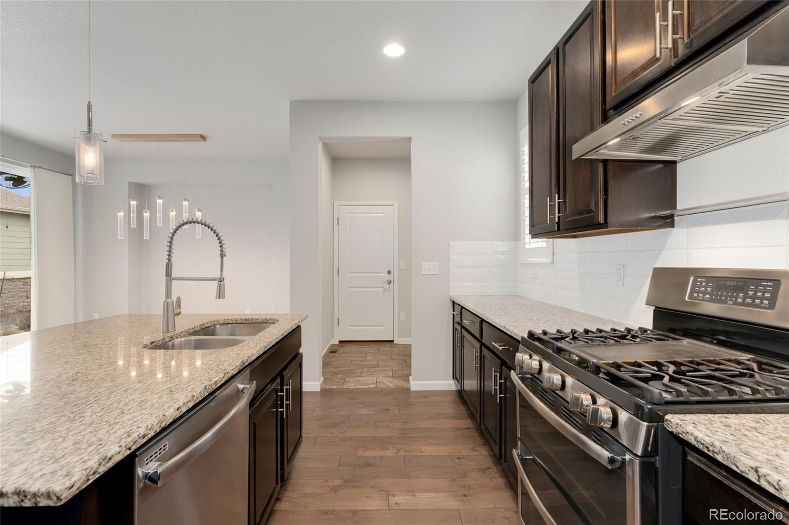 MLS Image #12 for 631 e hinsdale avenue,littleton, Colorado