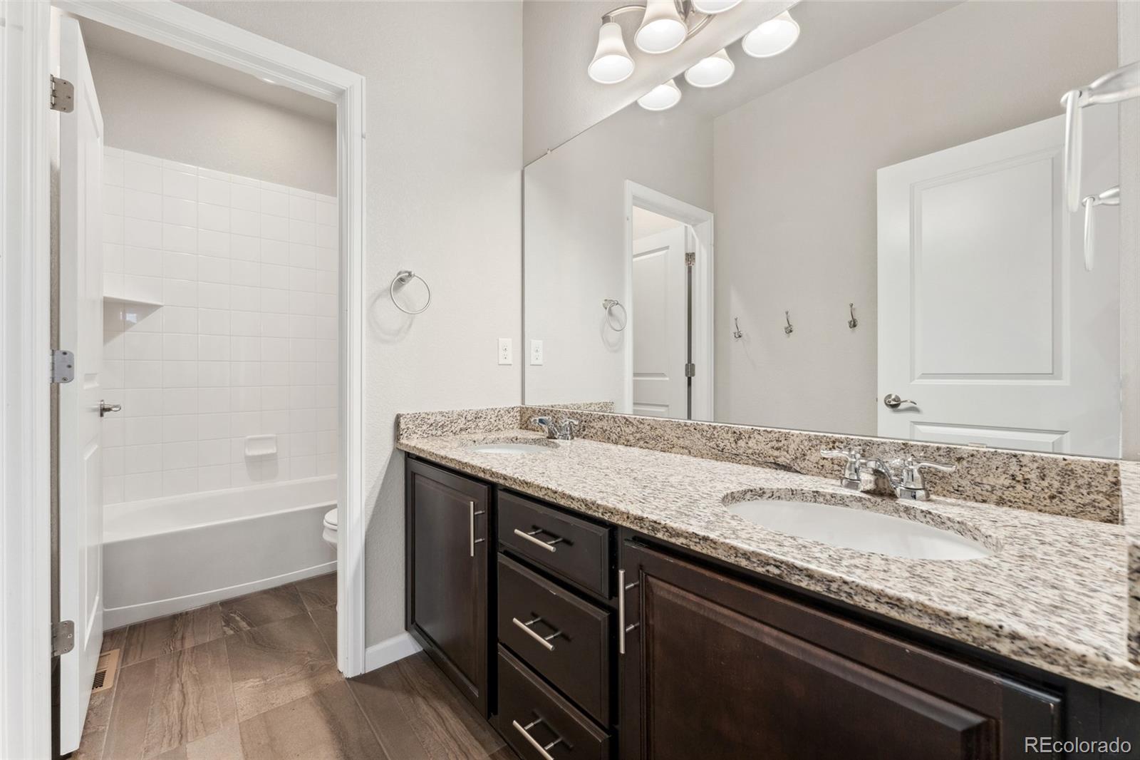 MLS Image #36 for 631 e hinsdale avenue,littleton, Colorado