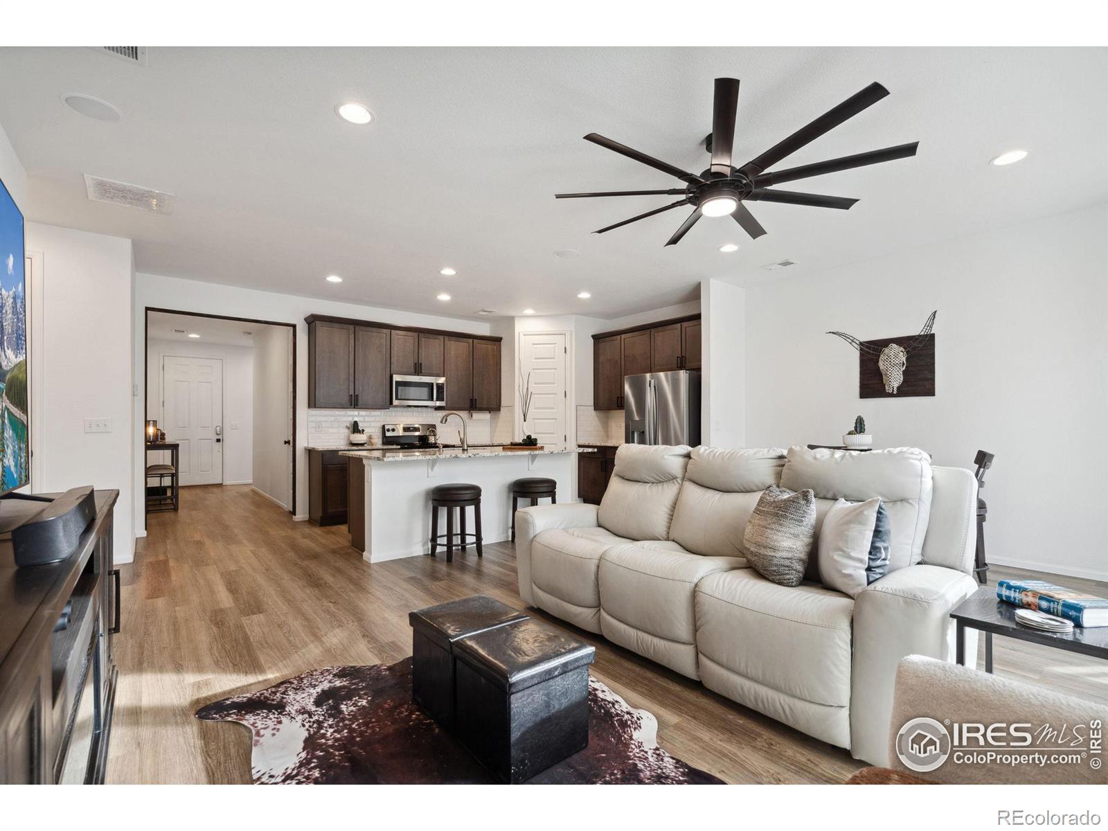MLS Image #7 for 5687  indian wells court,windsor, Colorado