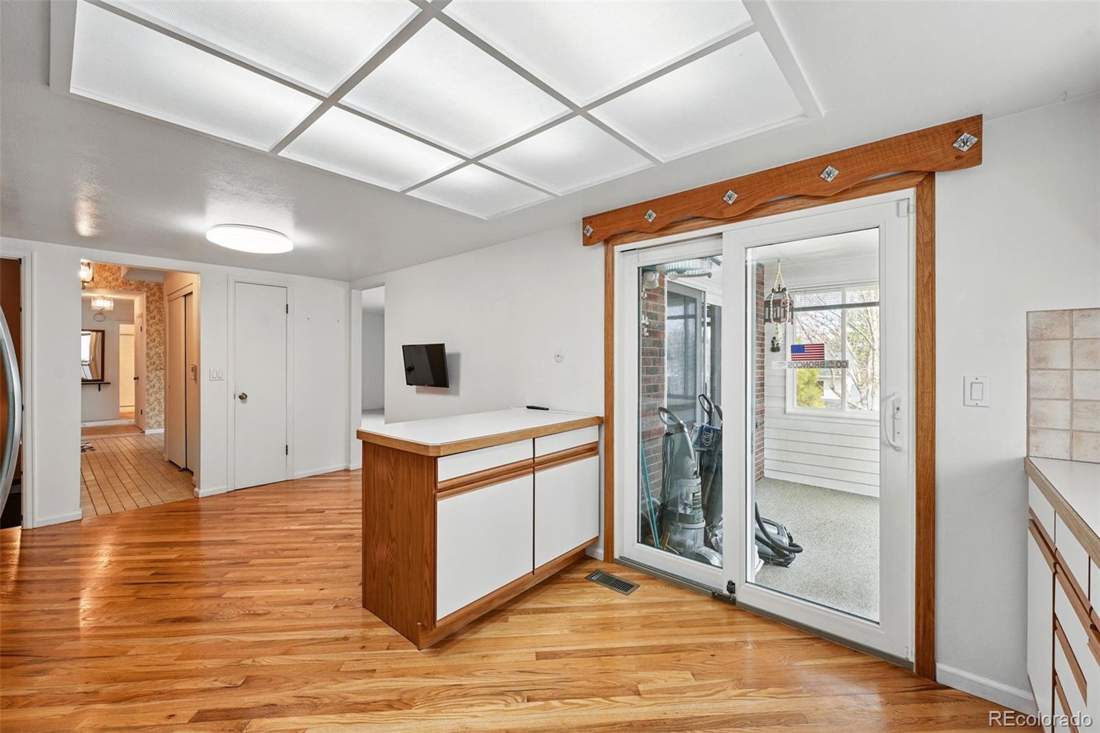 MLS Image #10 for 7226 s highland drive,littleton, Colorado