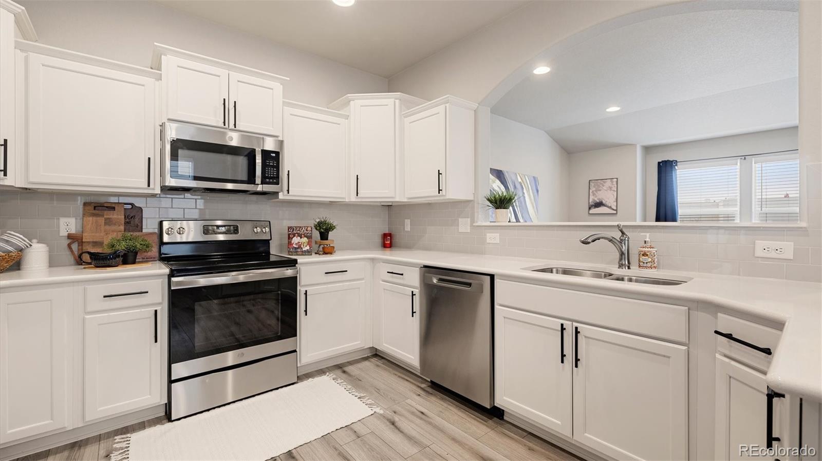 MLS Image #13 for 1008  petra heights,colorado springs, Colorado