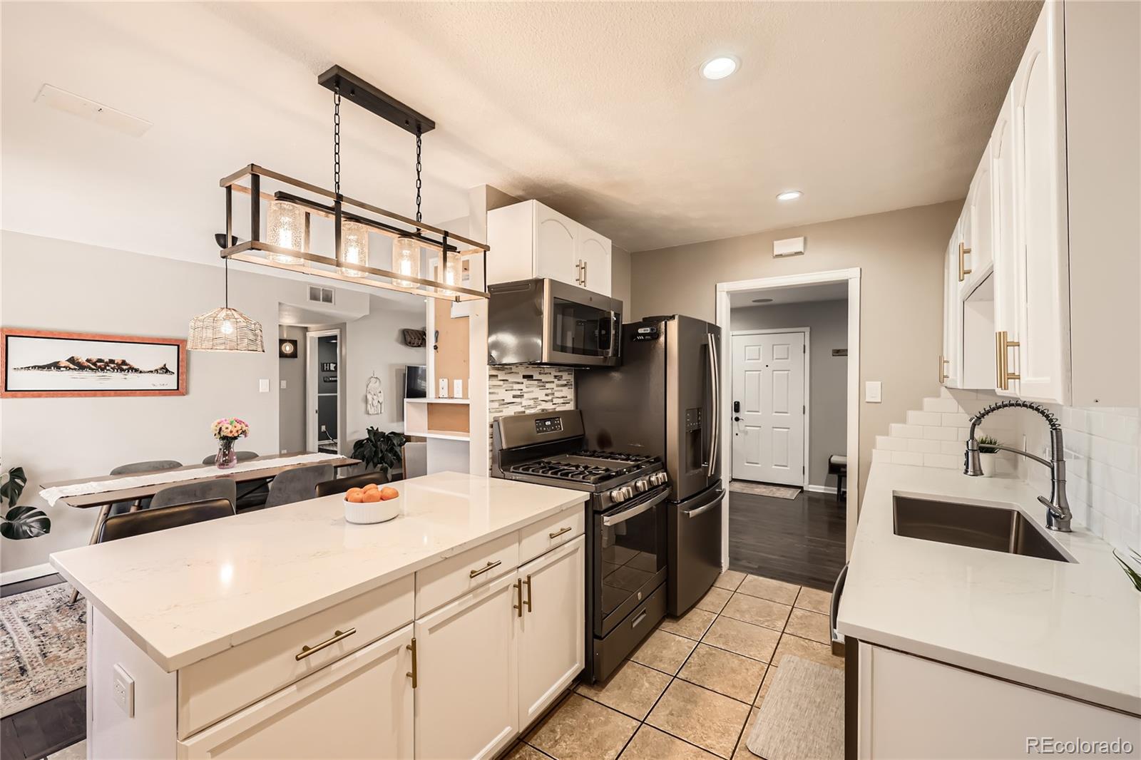 MLS Image #12 for 1801 s meade street,denver, Colorado