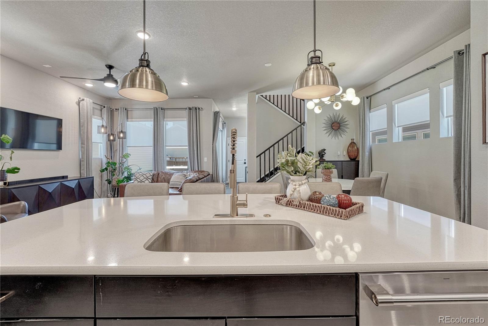 MLS Image #12 for 23  mayflower park place,colorado springs, Colorado